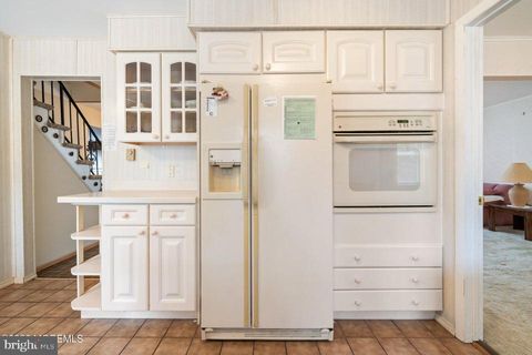 Tiny photo for 510 Oak Hill Court, LANOKA HARBOR, NJ 08734 (MLS # NJOC2040386)