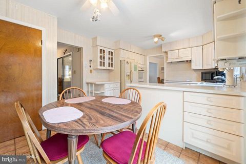 Tiny photo for 510 Oak Hill Court, LANOKA HARBOR, NJ 08734 (MLS # NJOC2040386)