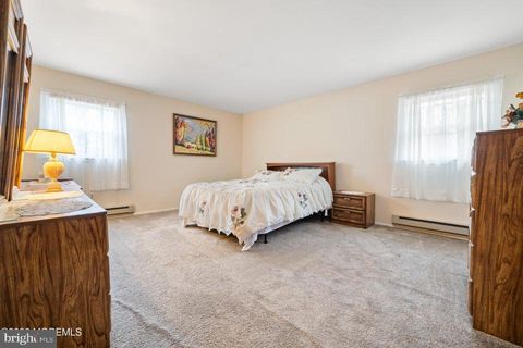 Tiny photo for 510 Oak Hill Court, LANOKA HARBOR, NJ 08734 (MLS # NJOC2040386)