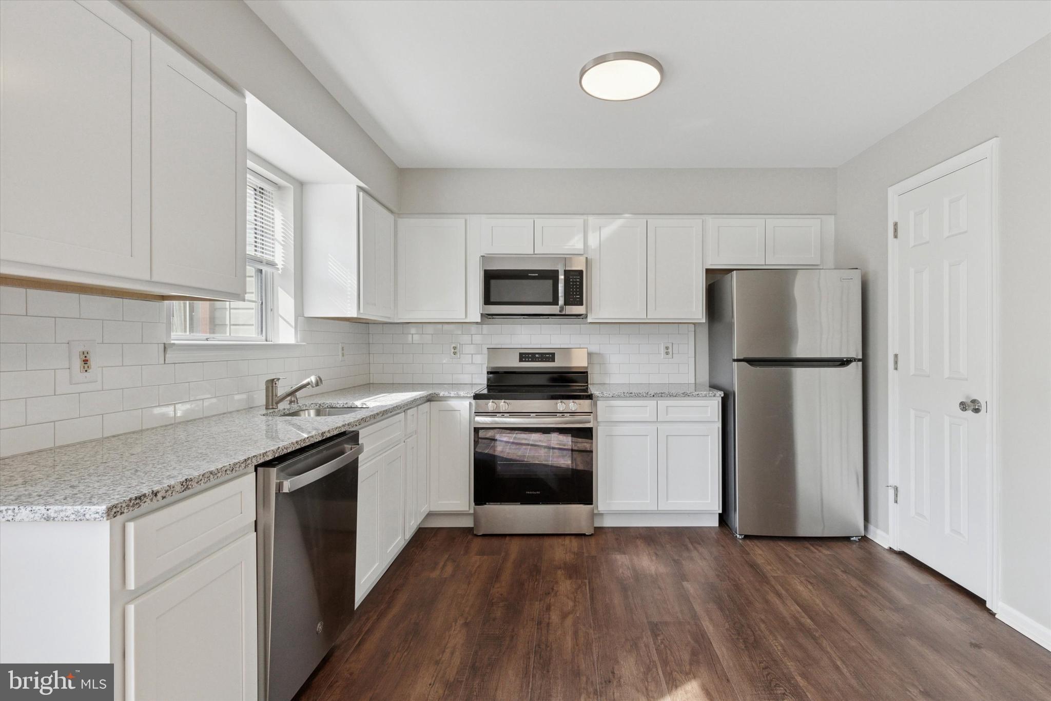 PARK PLACE - Residential Lease