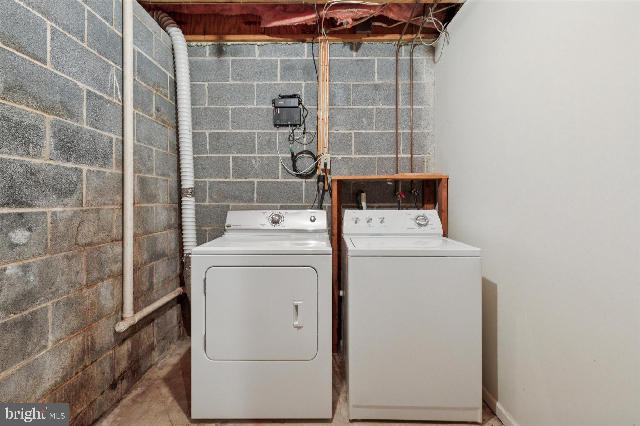 PARK PLACE - Residential Lease