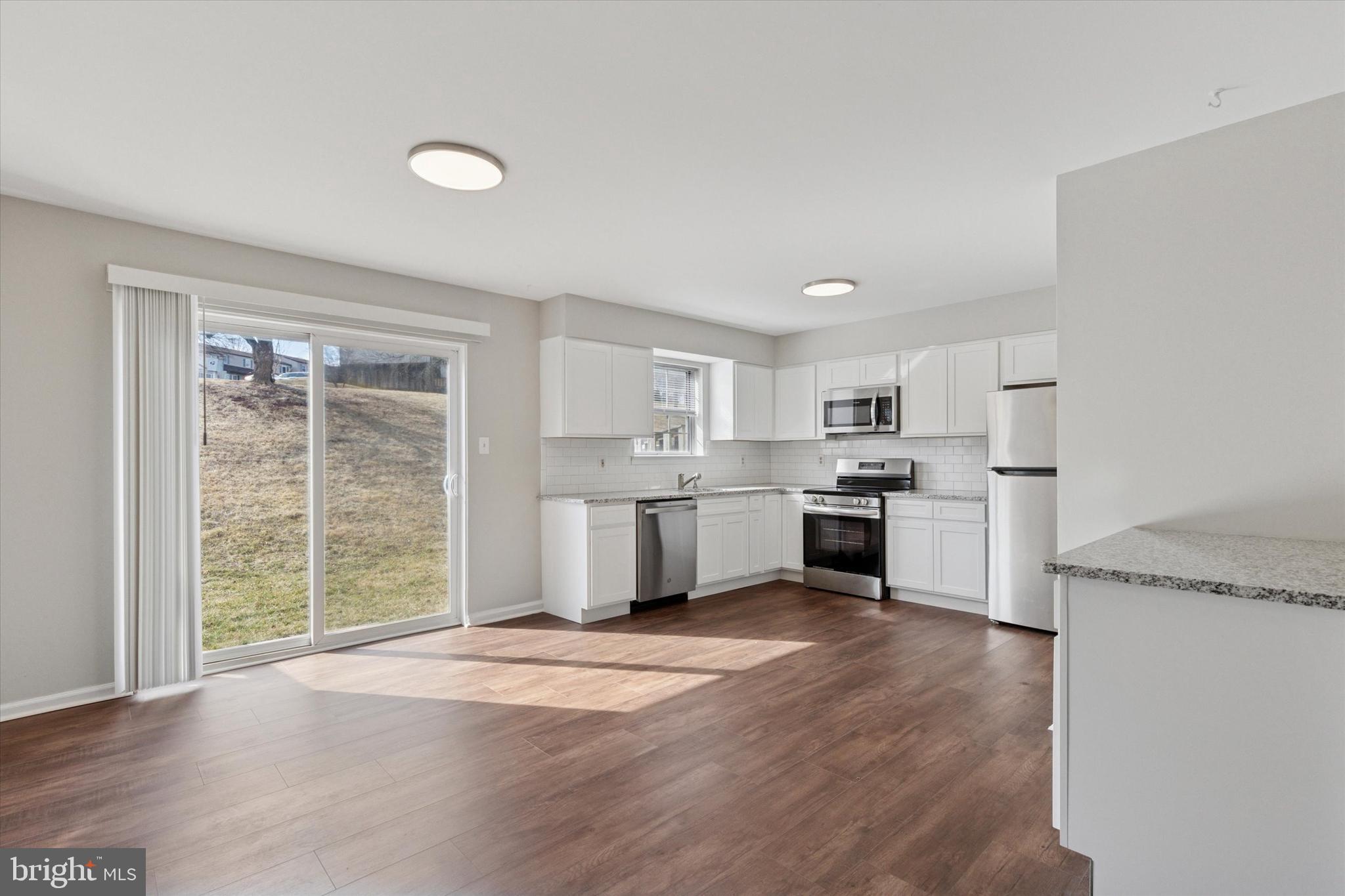 PARK PLACE - Residential Lease