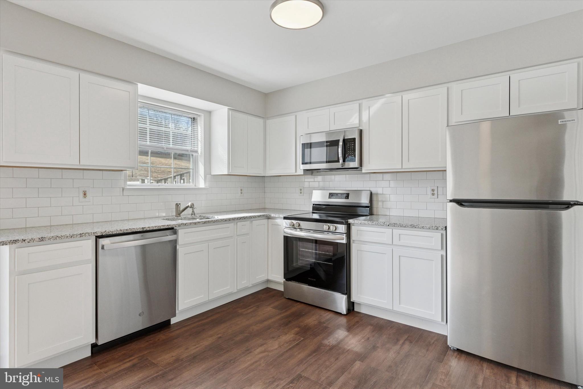 PARK PLACE - Residential Lease