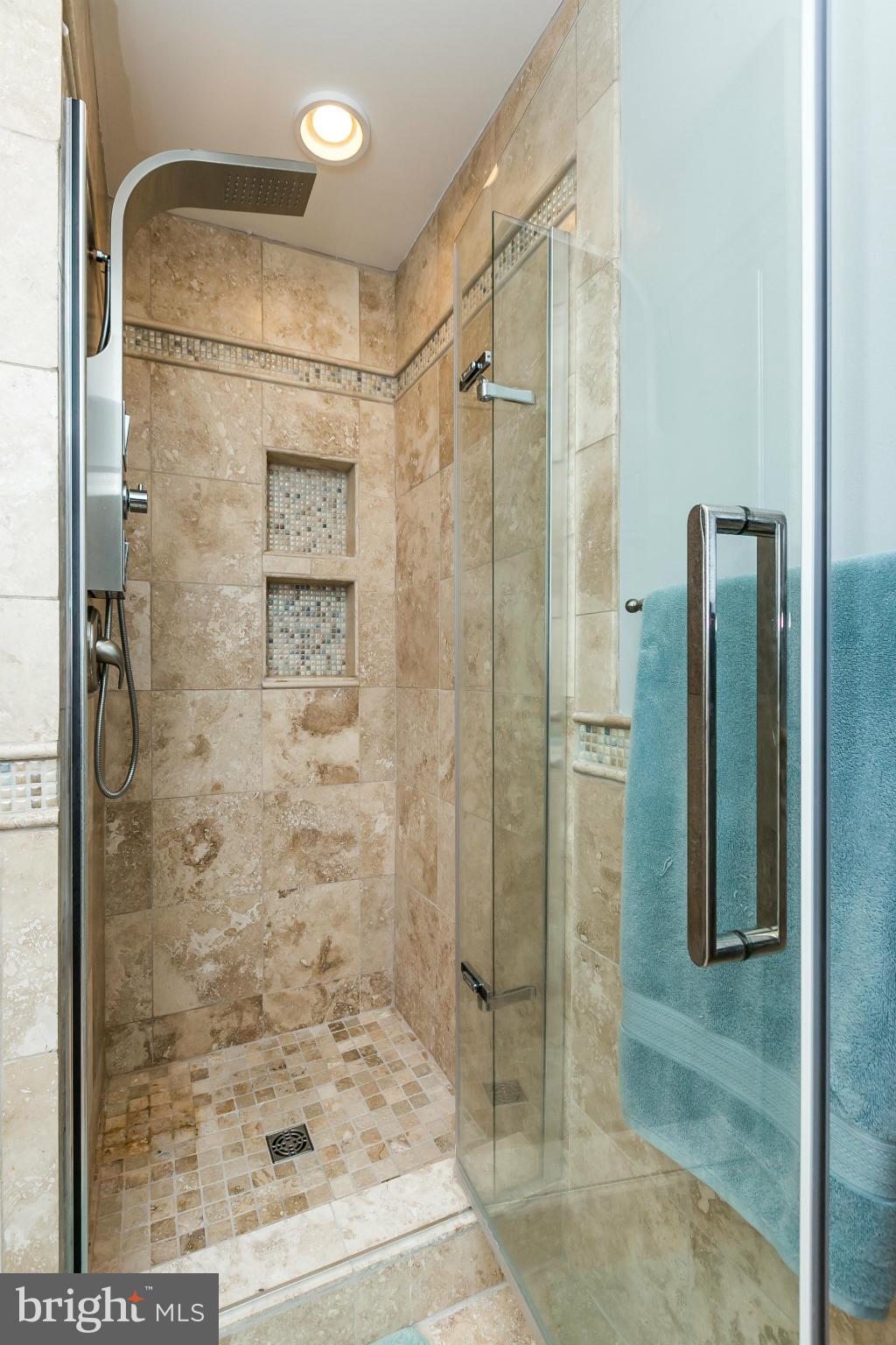 HARBOR VALLEY ESTATES - Residential