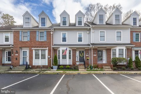 1204 VIRGINIA COURT MARLTON NJ 08053