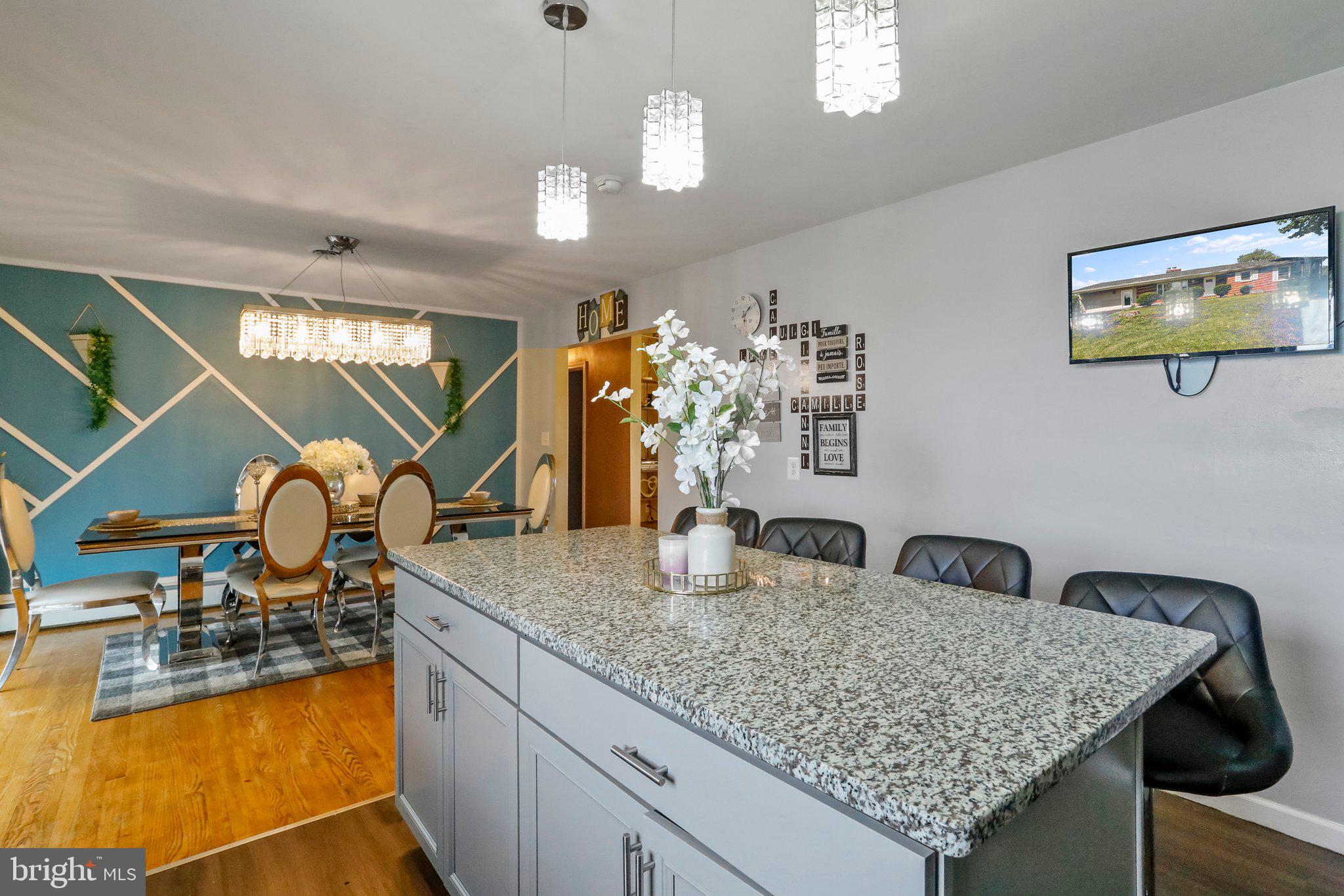 ORCHARD HILLS - Residential