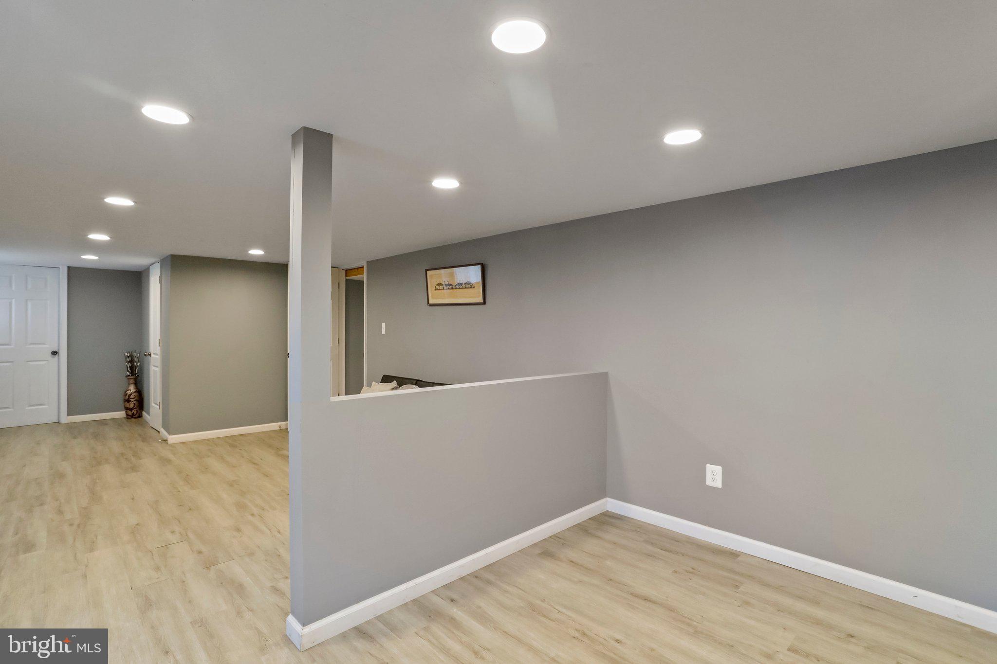 ORCHARD HILLS - Residential