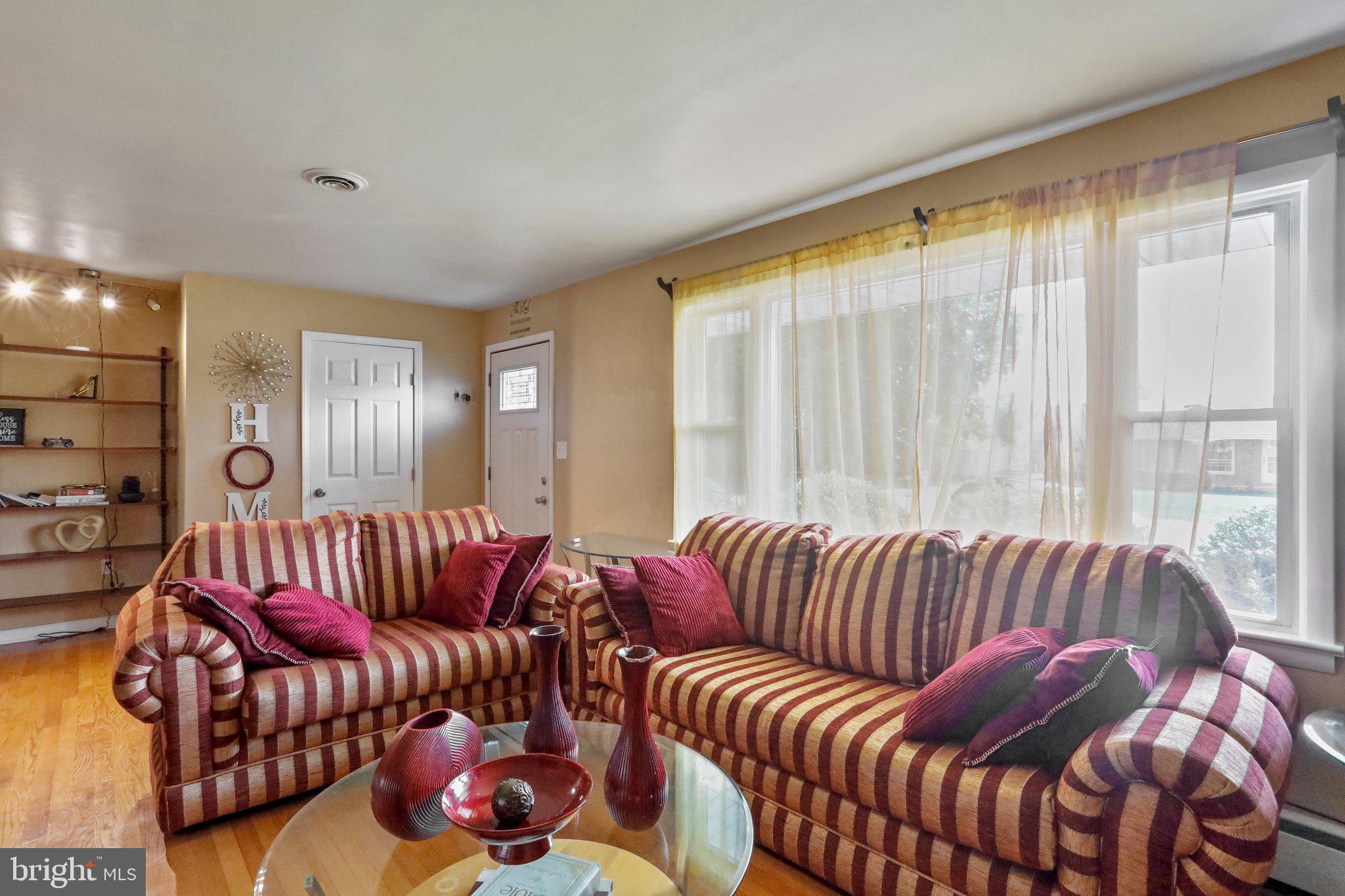 ORCHARD HILLS - Residential