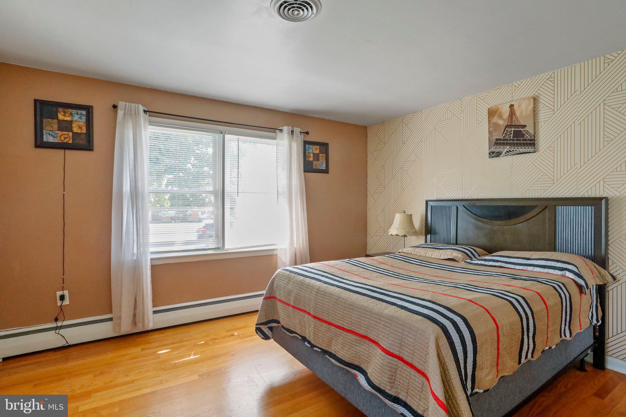 ORCHARD HILLS - Residential