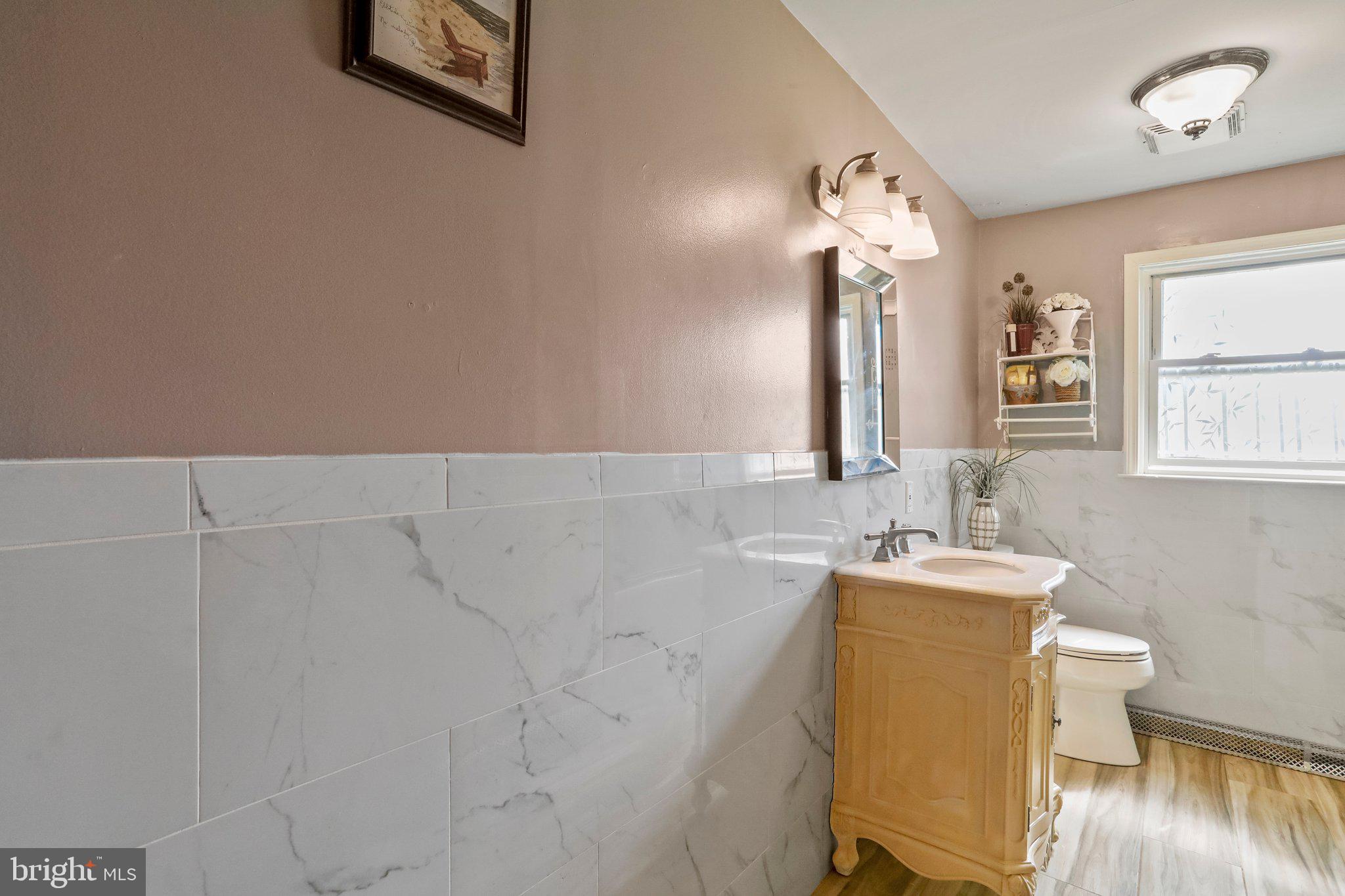 ORCHARD HILLS - Residential