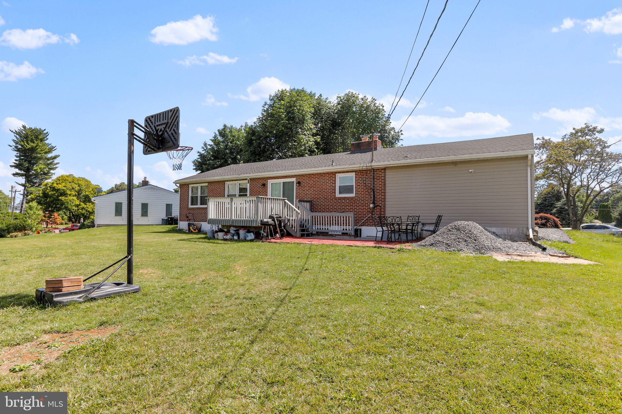 ORCHARD HILLS - Residential