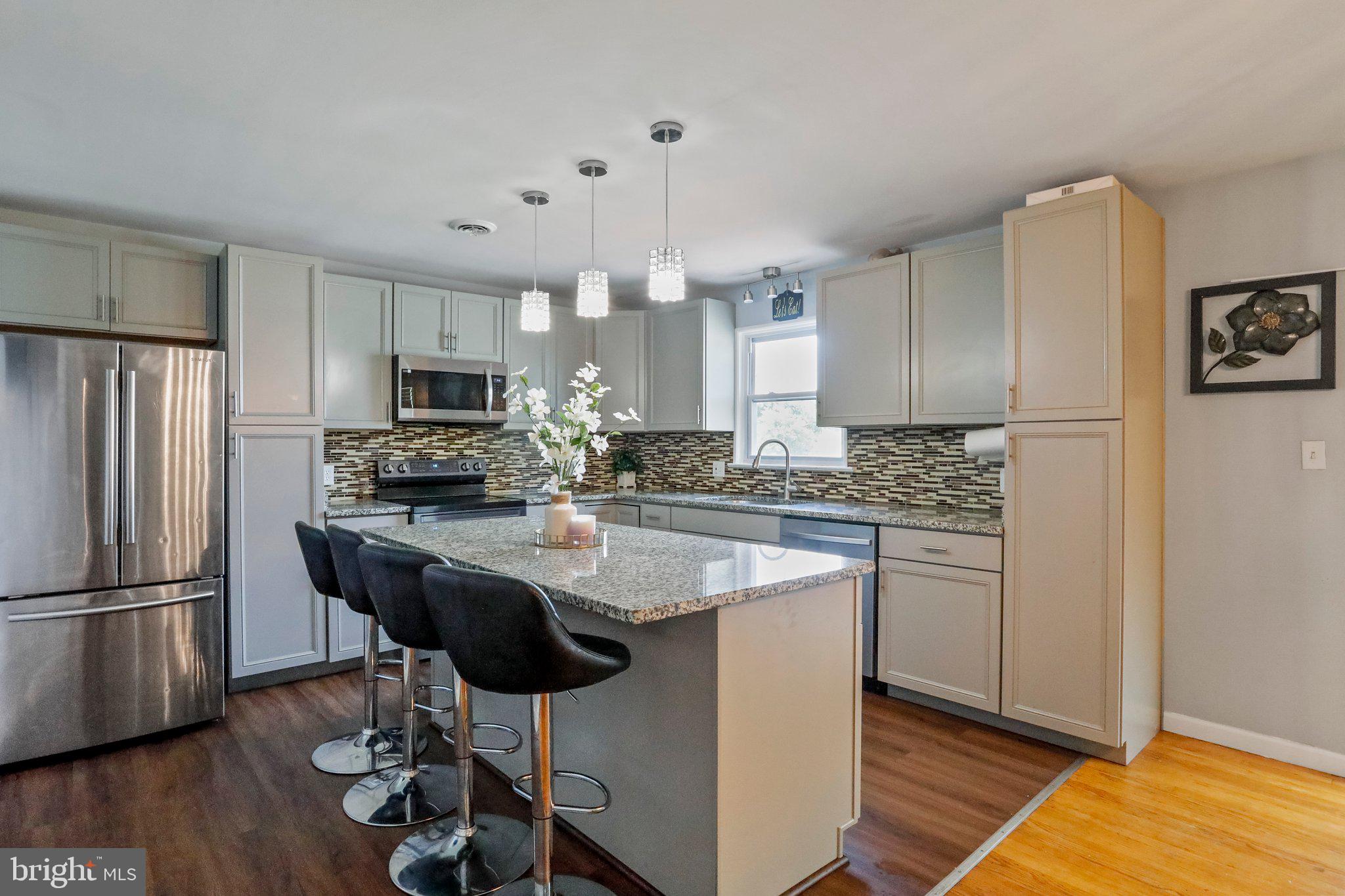 ORCHARD HILLS - Residential