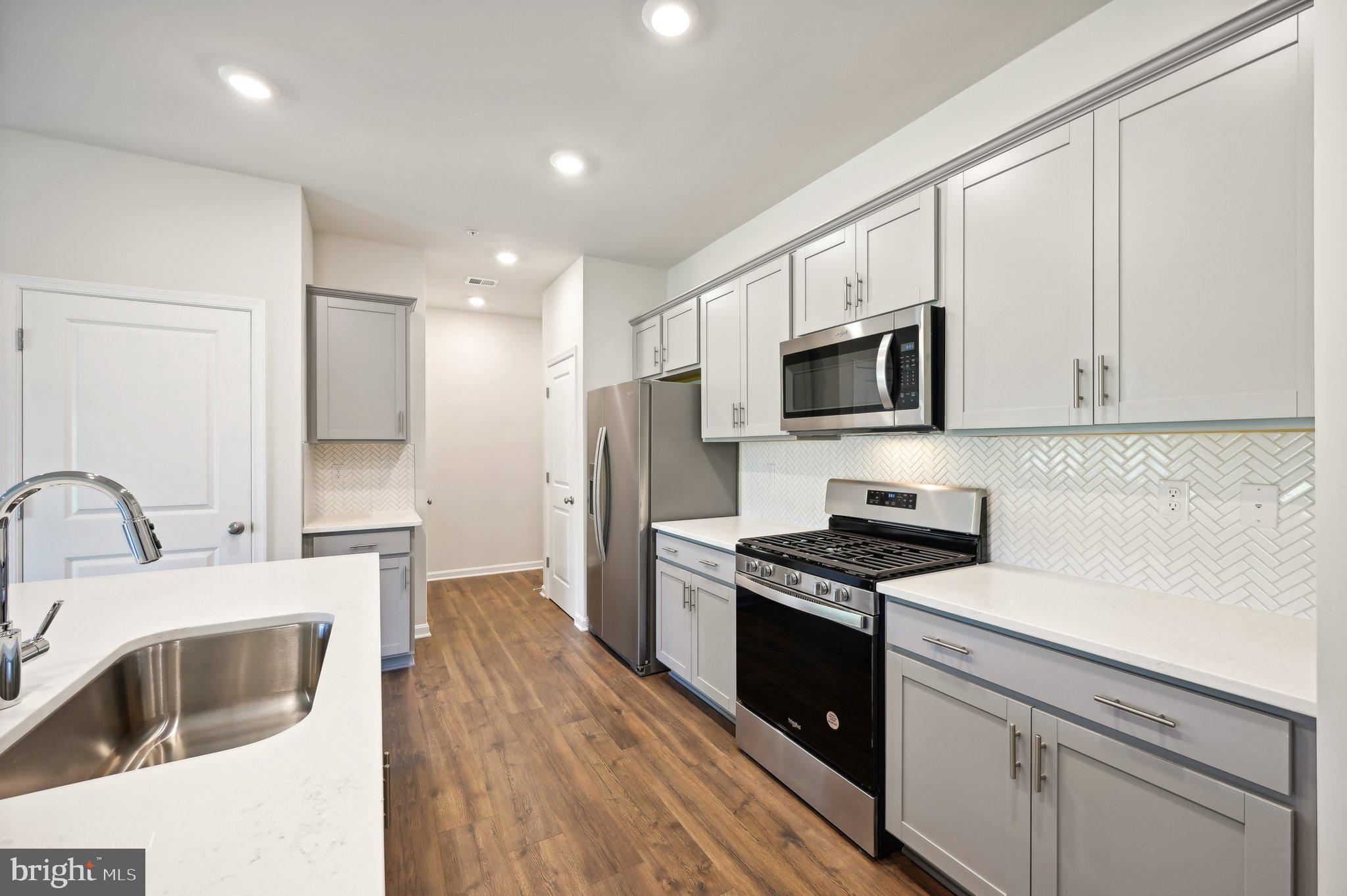 GREENWAY FARMS - Residential