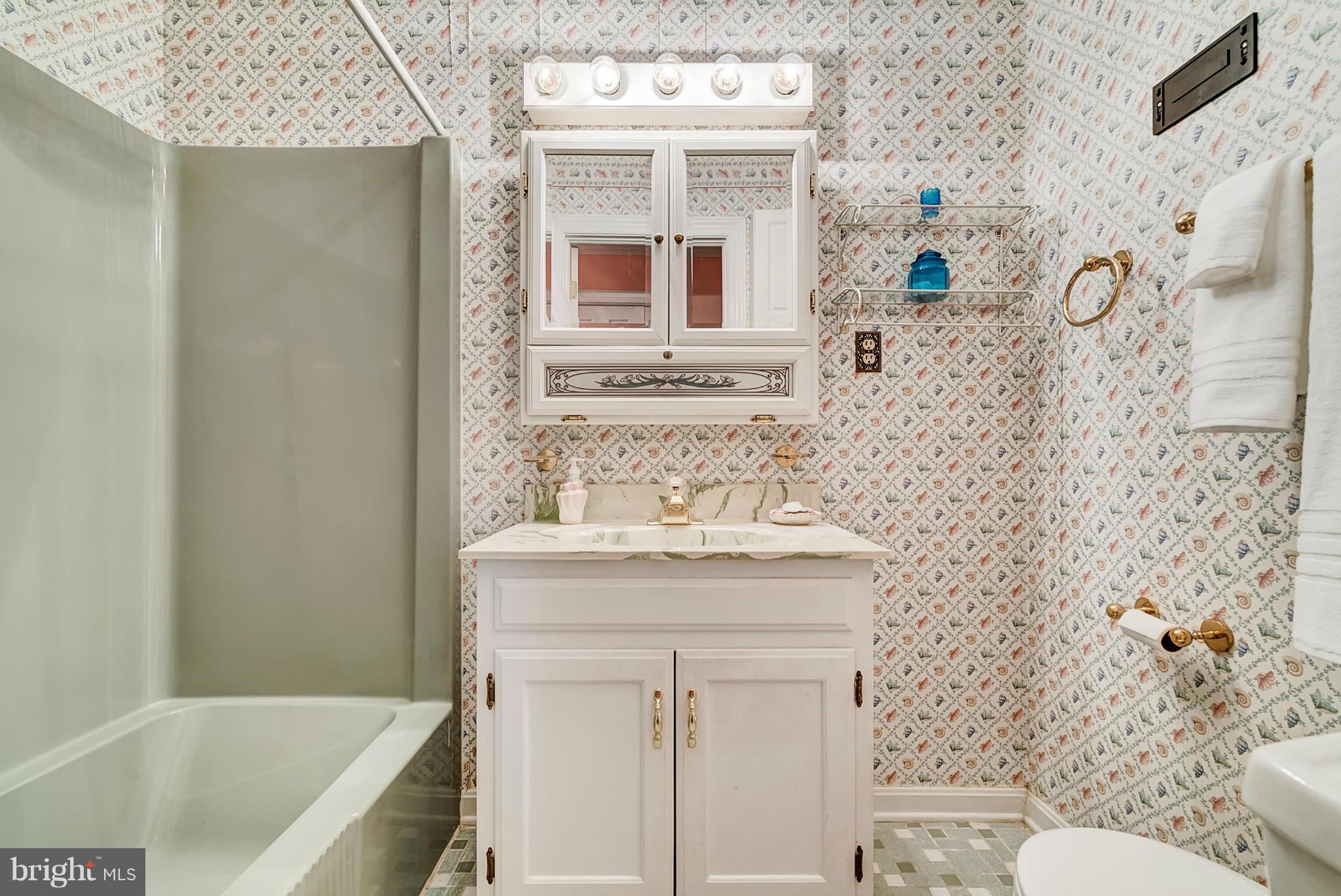 HAMILTON - Residential