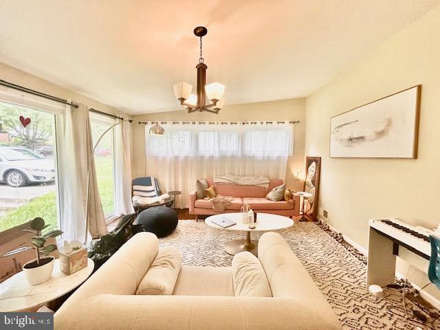 TWINBROOK FOREST - Residential Lease