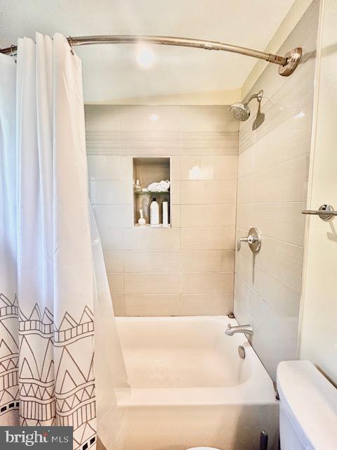 TWINBROOK FOREST - Residential Lease