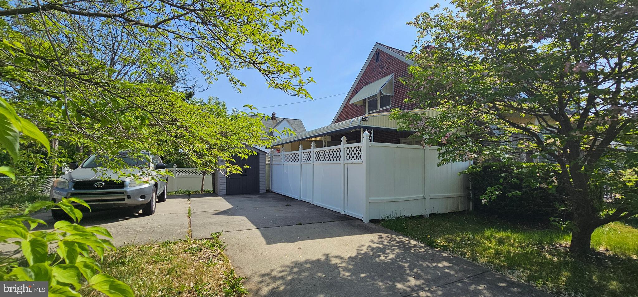 RHAWNHURST - Residential