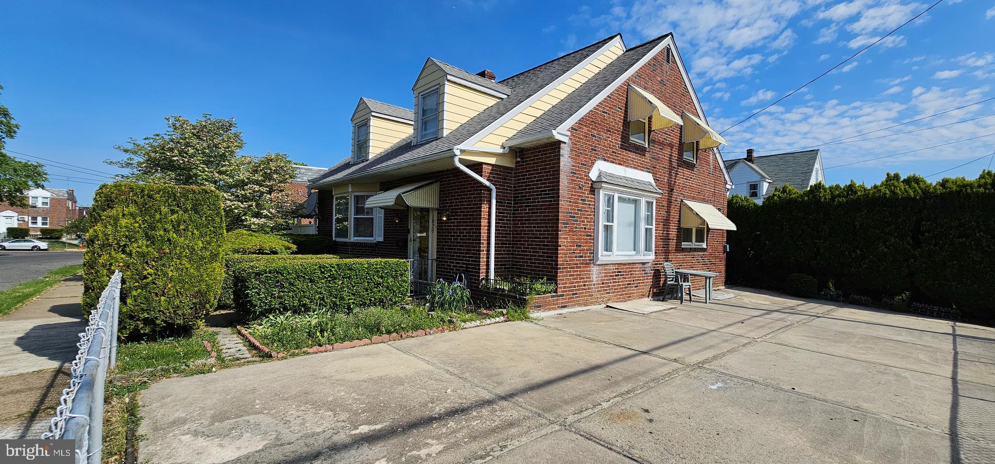 RHAWNHURST - Residential