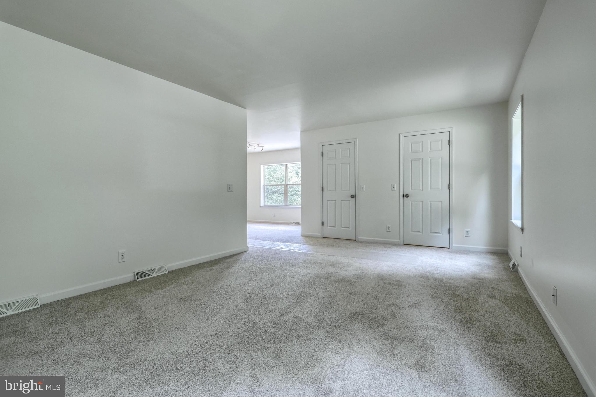 SPRINGETTSBURY - Residential
