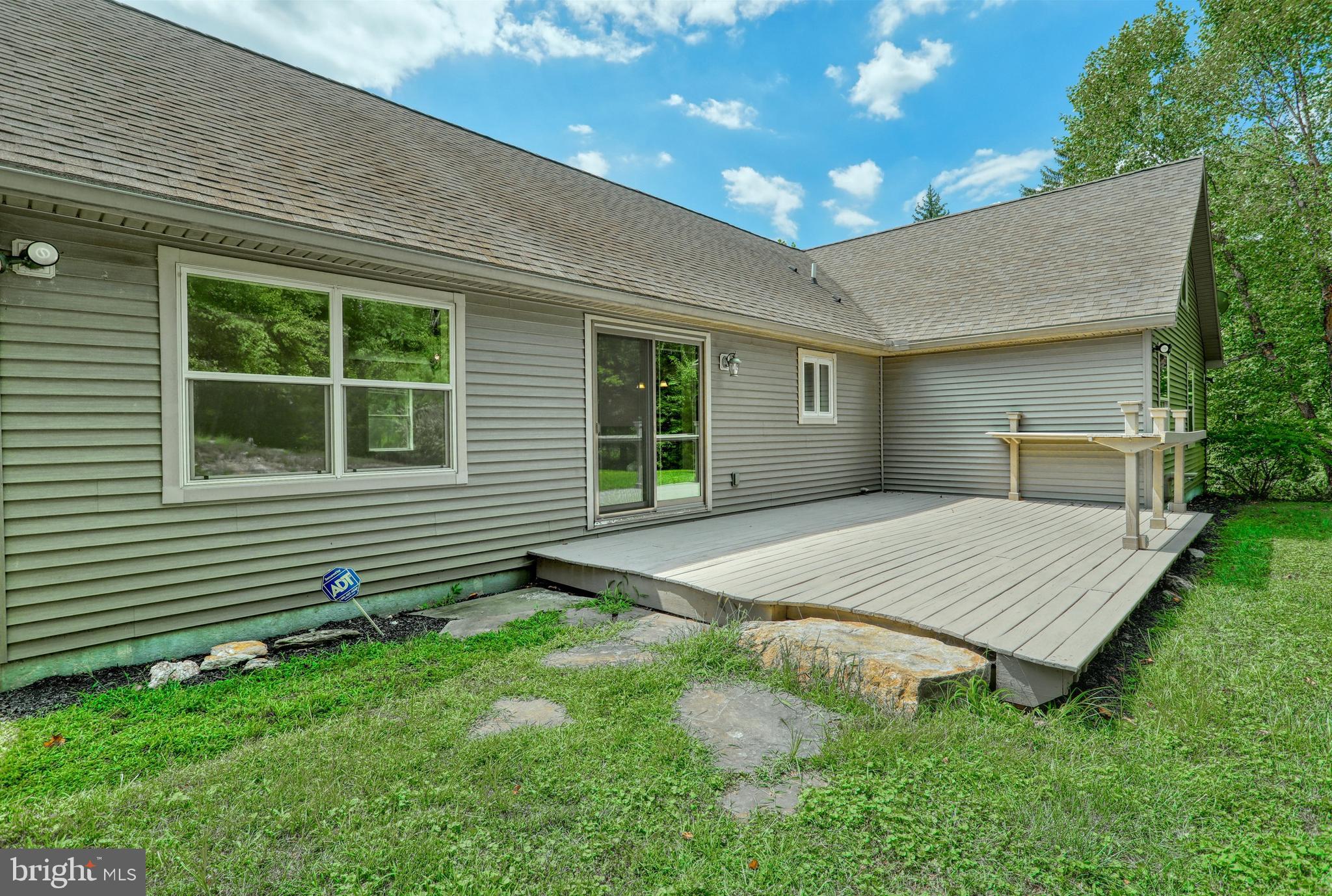 SPRINGETTSBURY - Residential