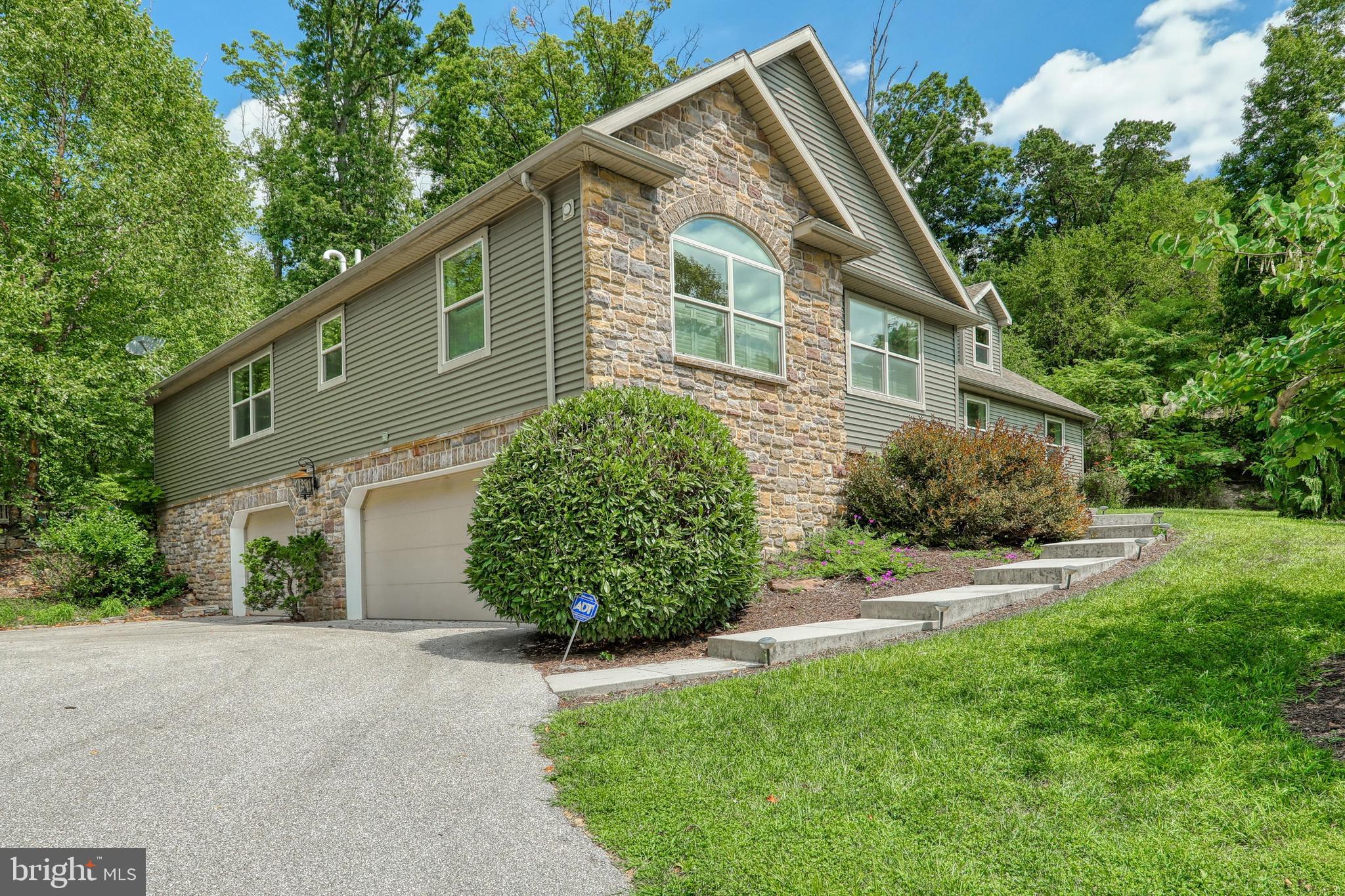 SPRINGETTSBURY - Residential