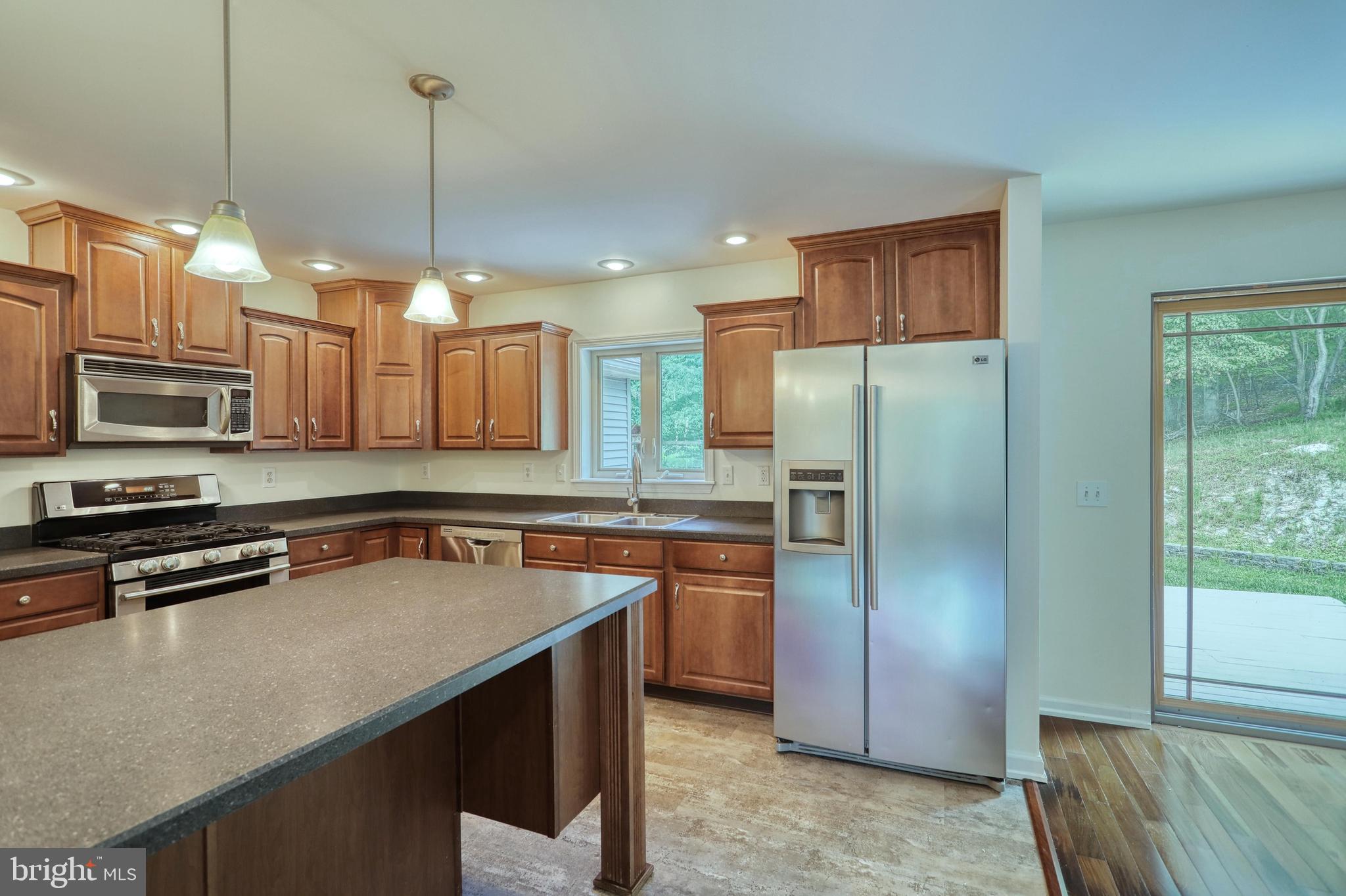 SPRINGETTSBURY - Residential