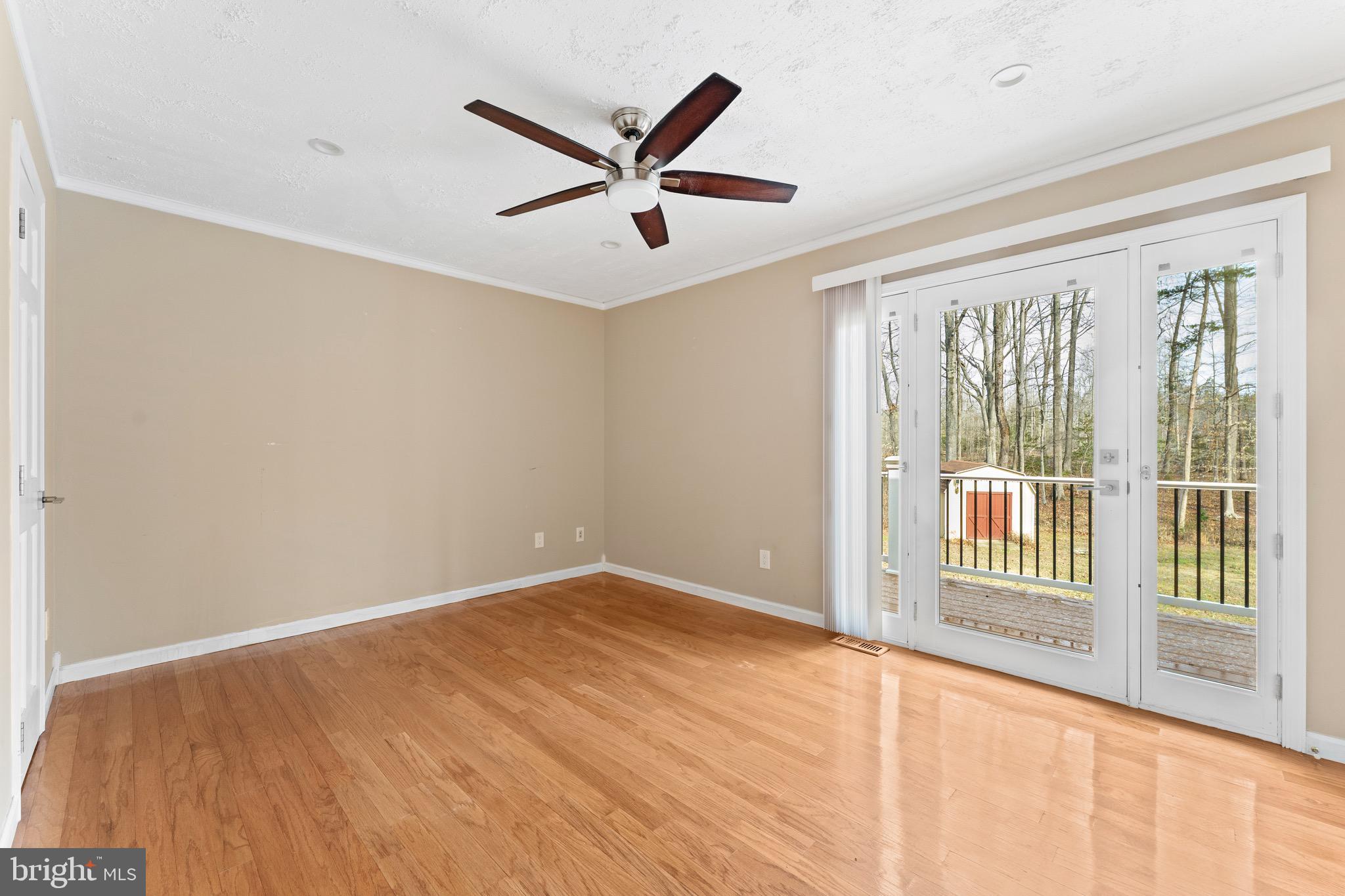 LAKEWOOD LANDING - Residential