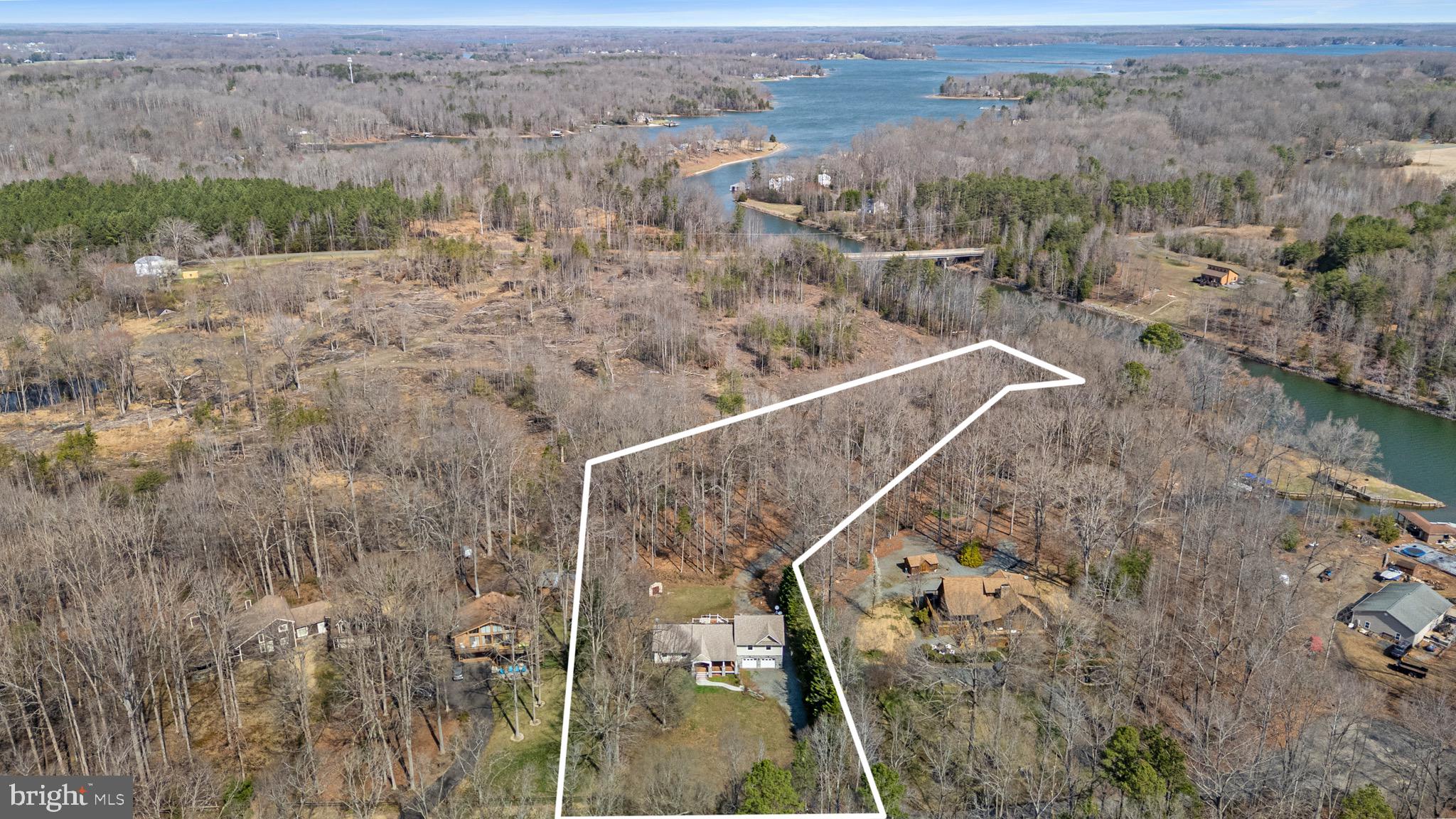 LAKEWOOD LANDING - Residential