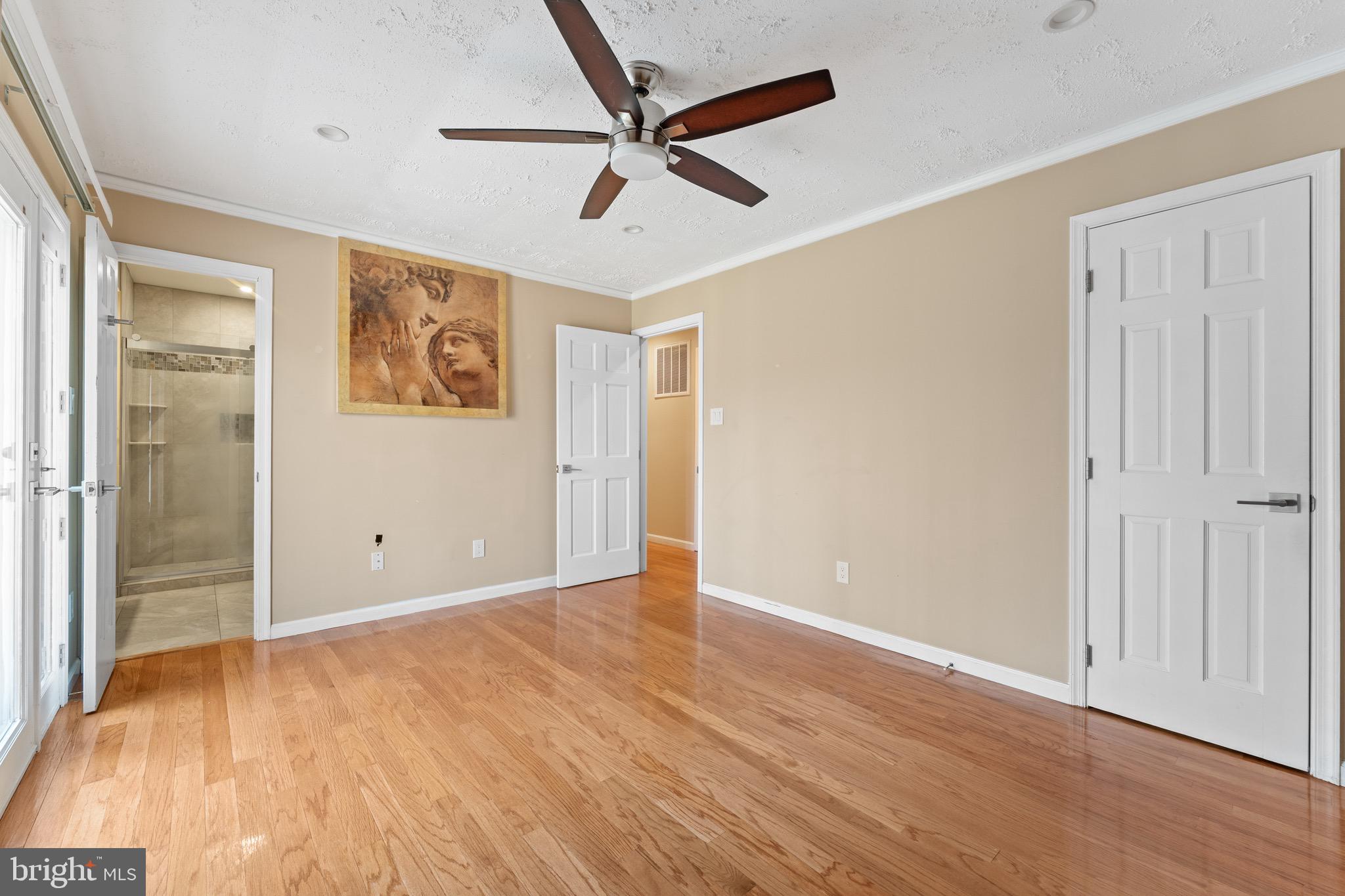 LAKEWOOD LANDING - Residential