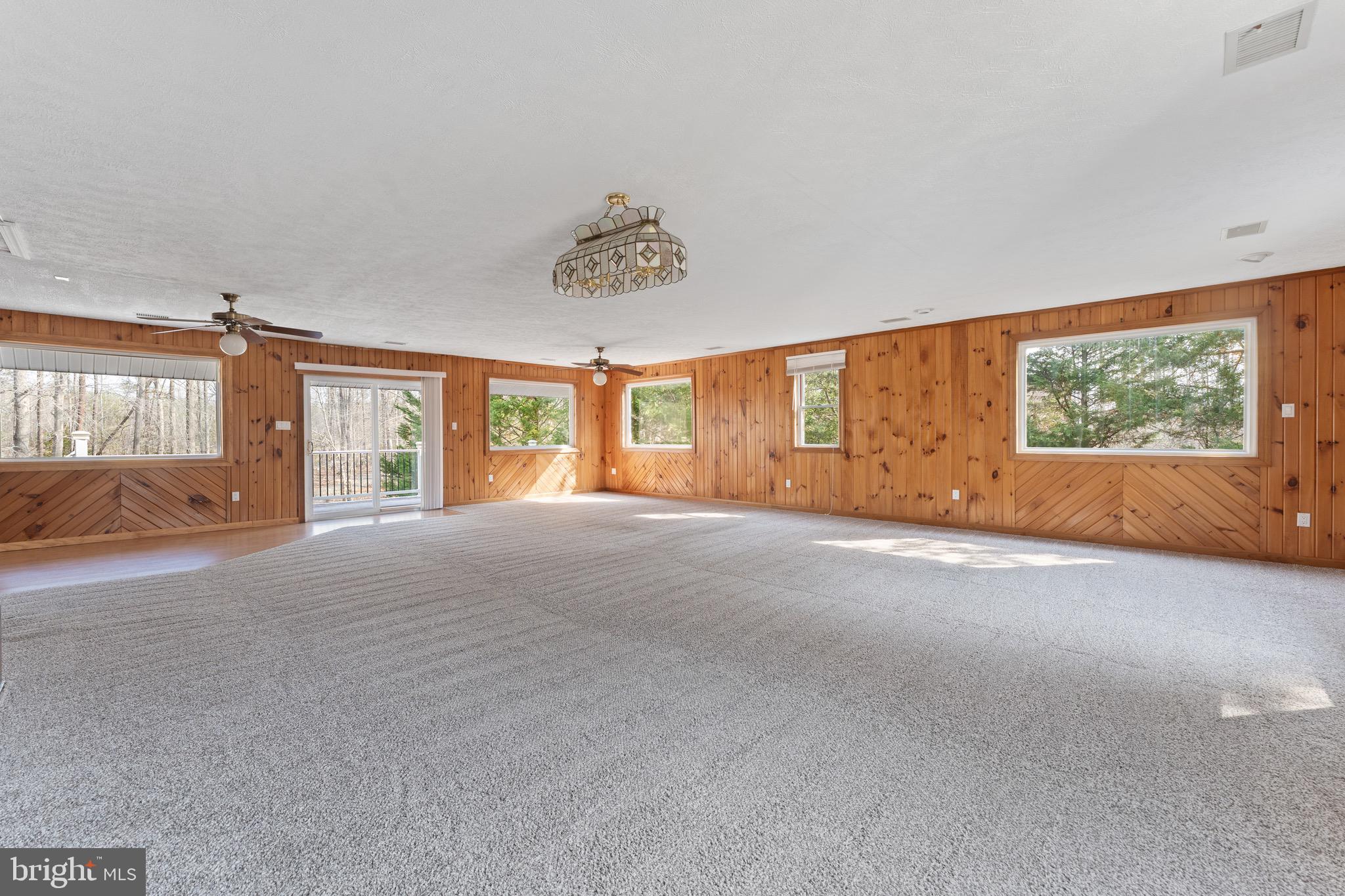 LAKEWOOD LANDING - Residential