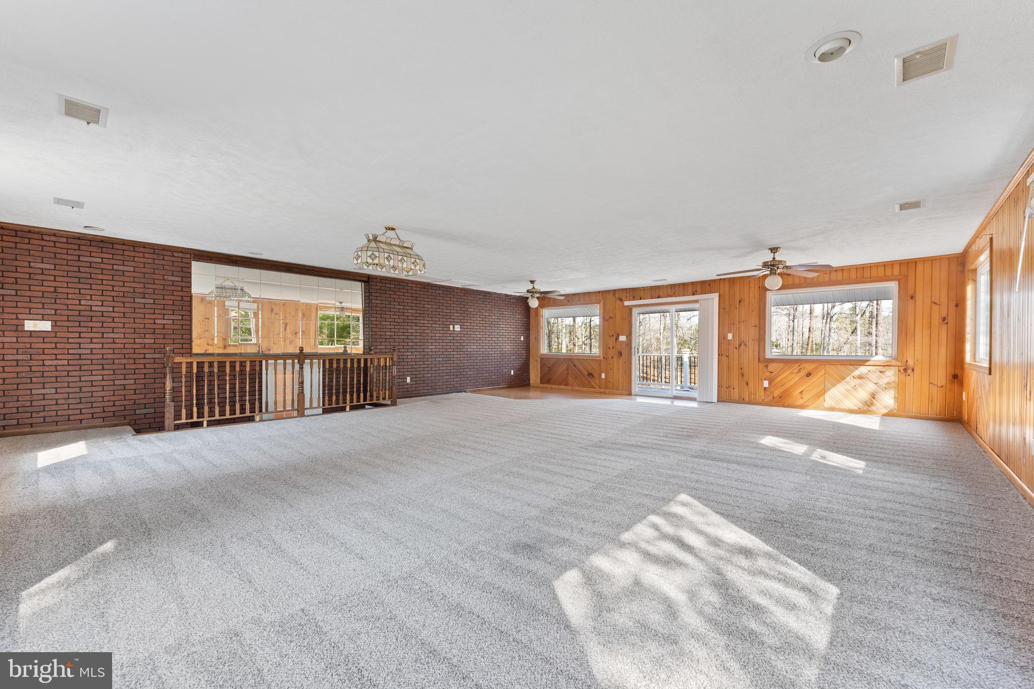 LAKEWOOD LANDING - Residential