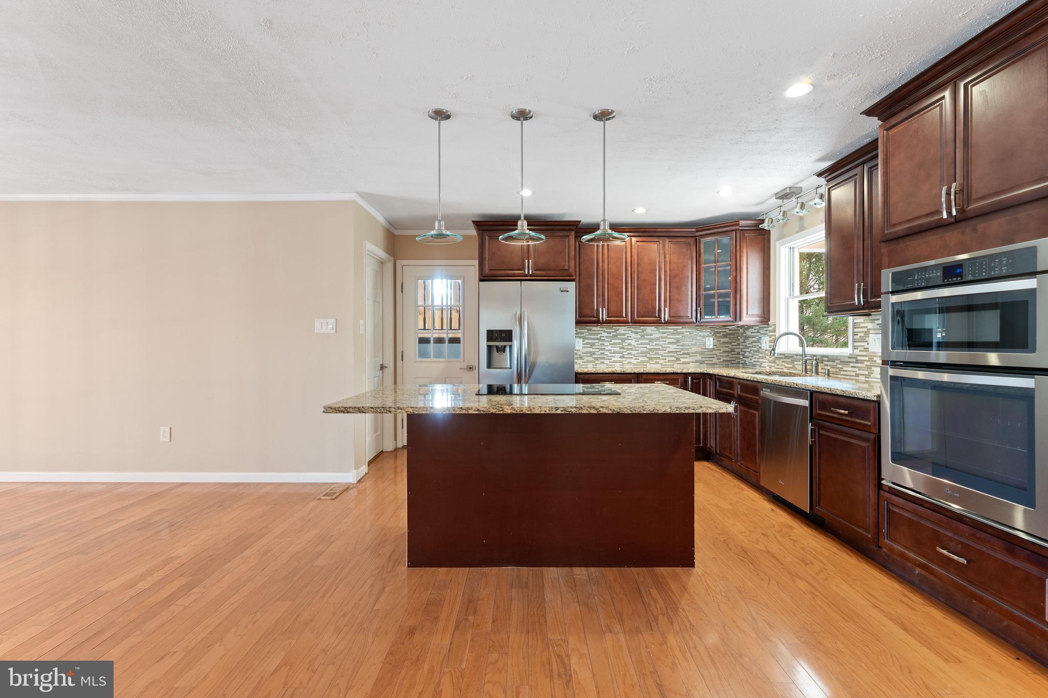 LAKEWOOD LANDING - Residential