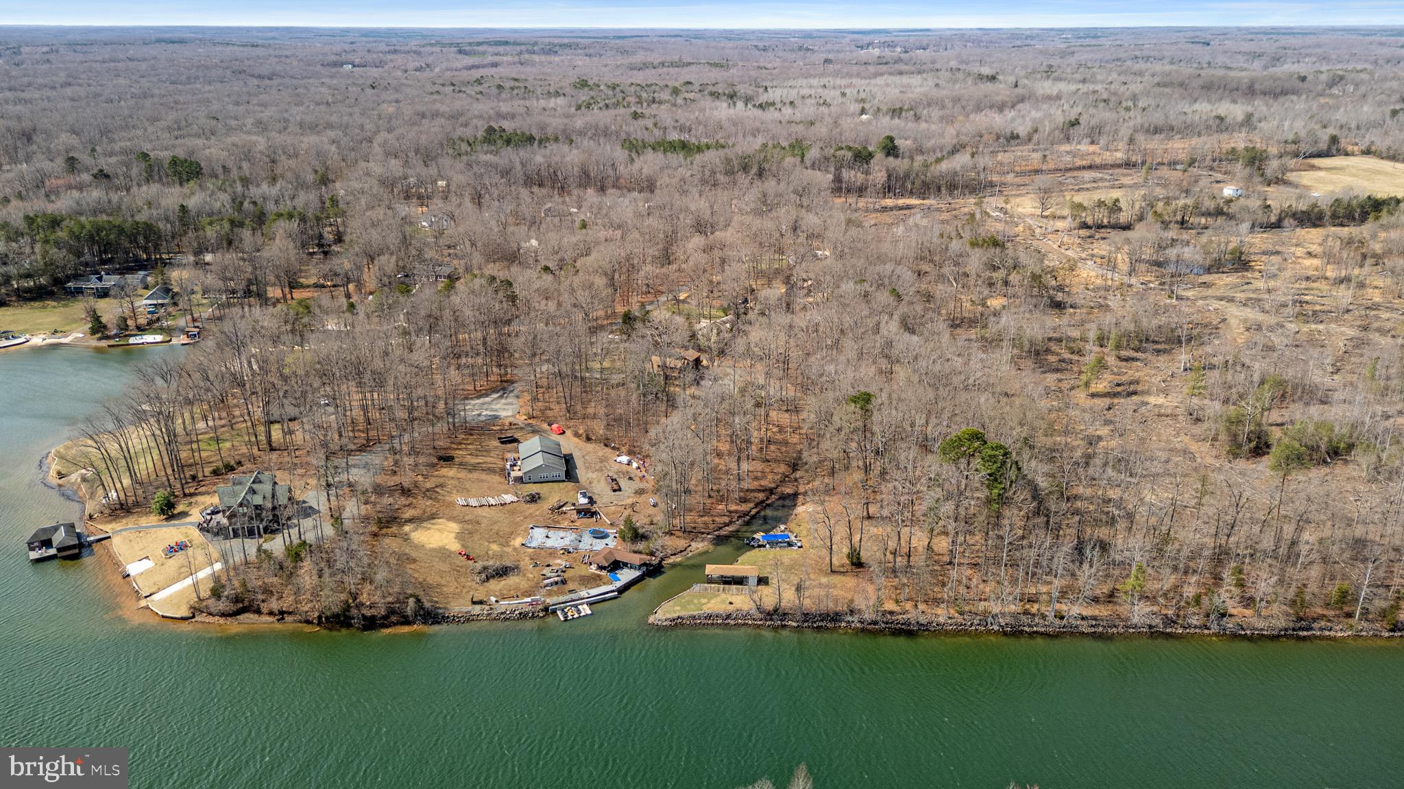 LAKEWOOD LANDING - Residential