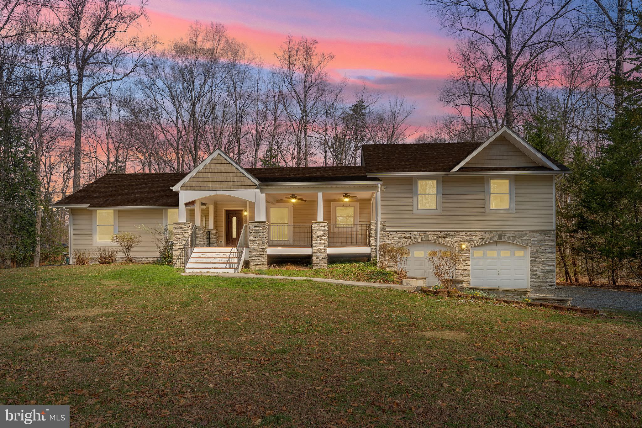 LAKEWOOD LANDING - Residential