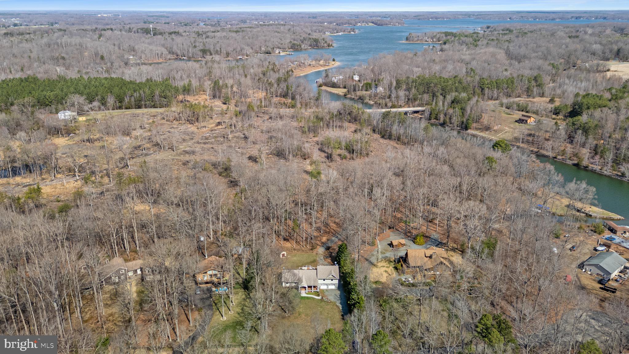 LAKEWOOD LANDING - Residential