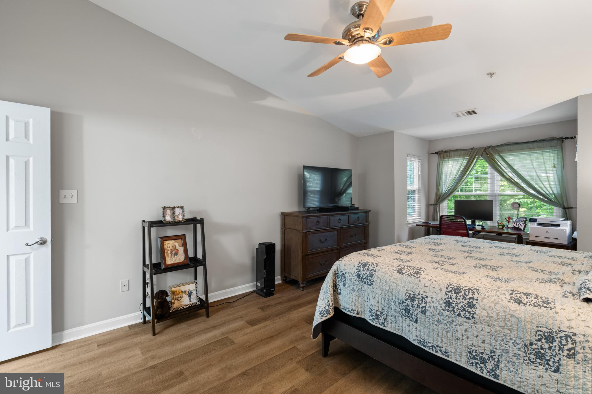 CARRIAGE PARK - Residential