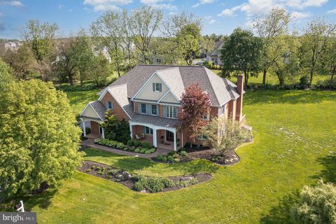 Photo of 19 OLDE MILL CT, LITITZ, PA 17543 (MLS # PALA2030970)