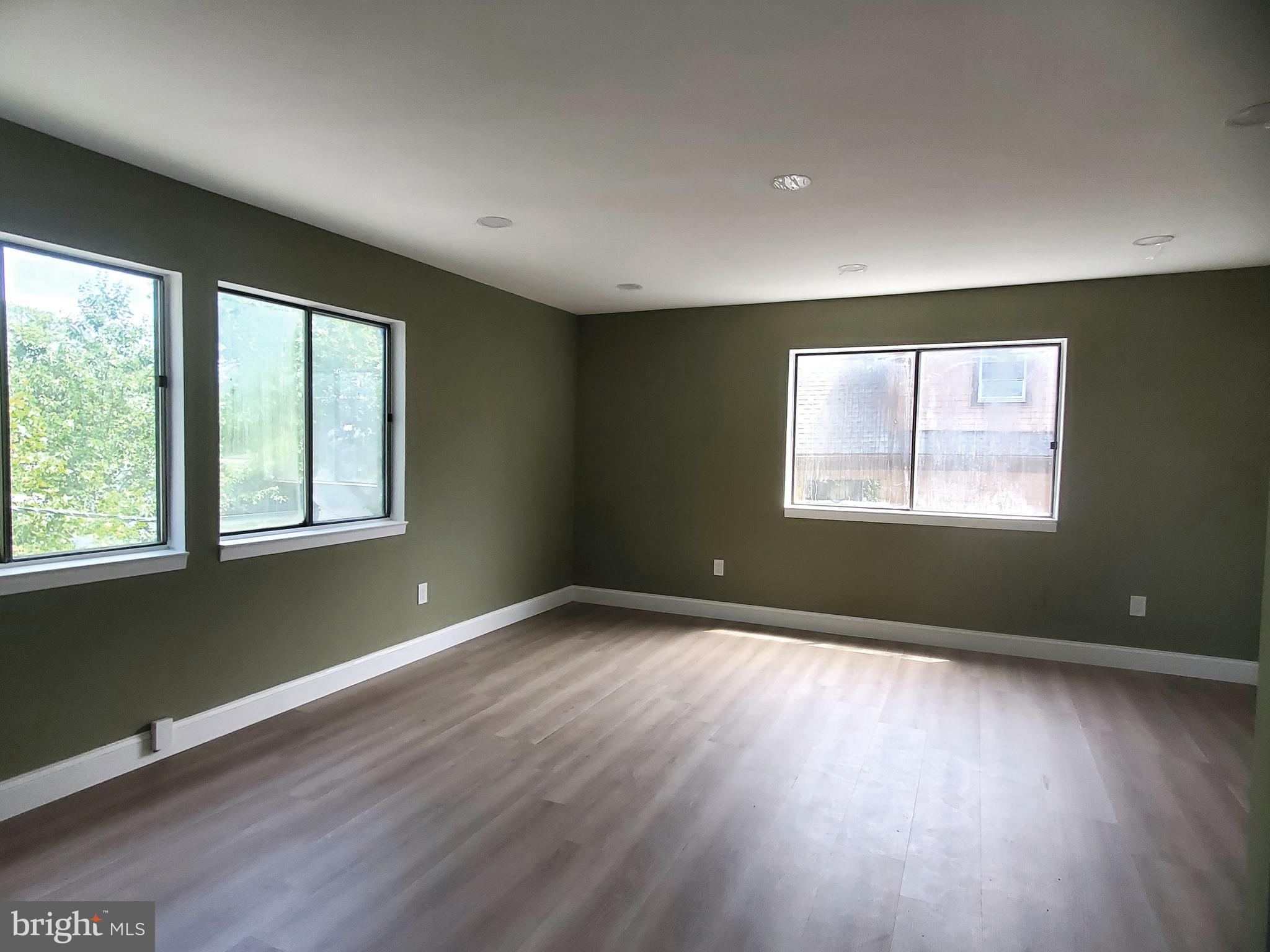 22 LYTLE STREET APT 3