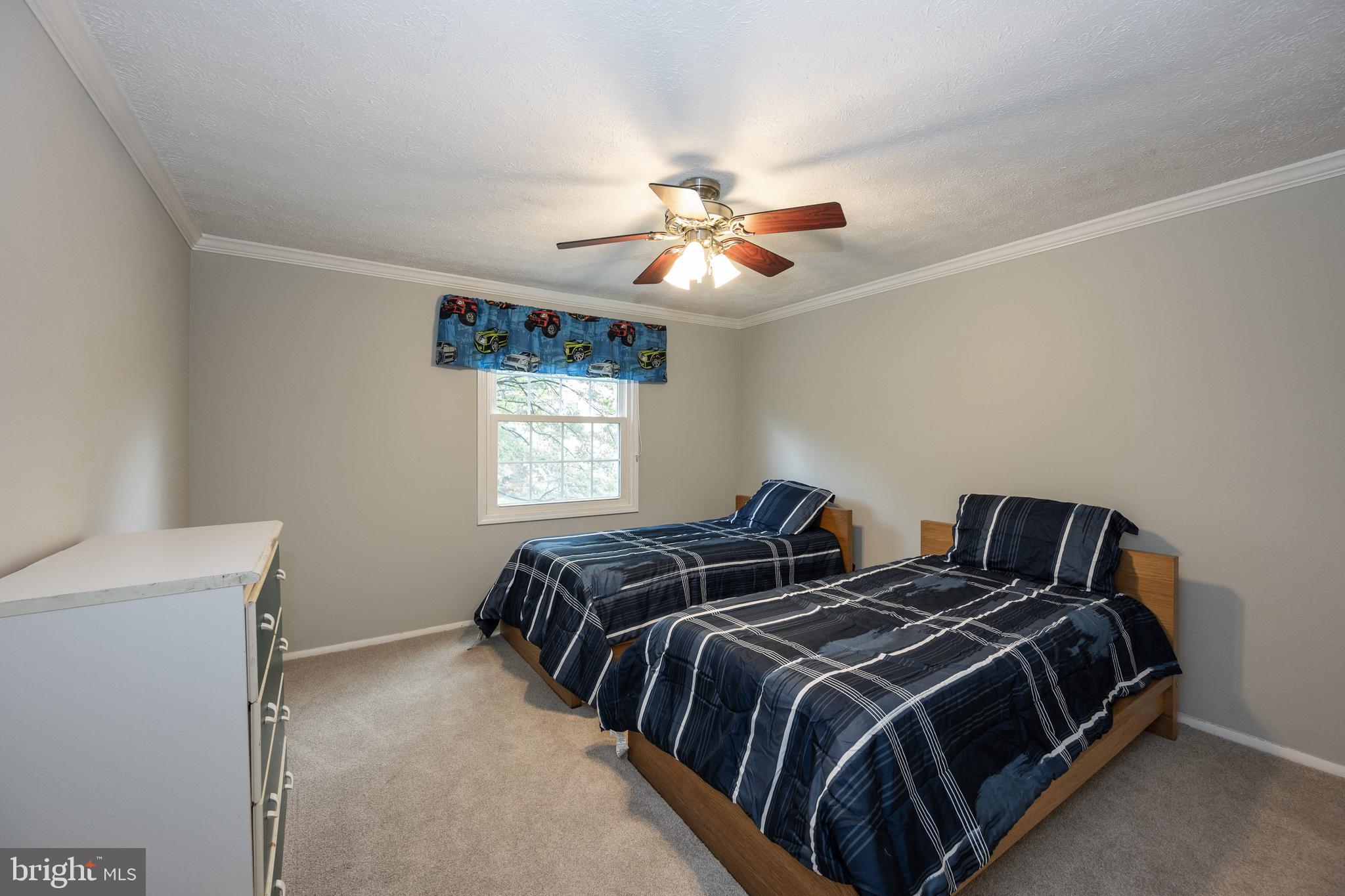 NEWINGTON FOREST - Residential