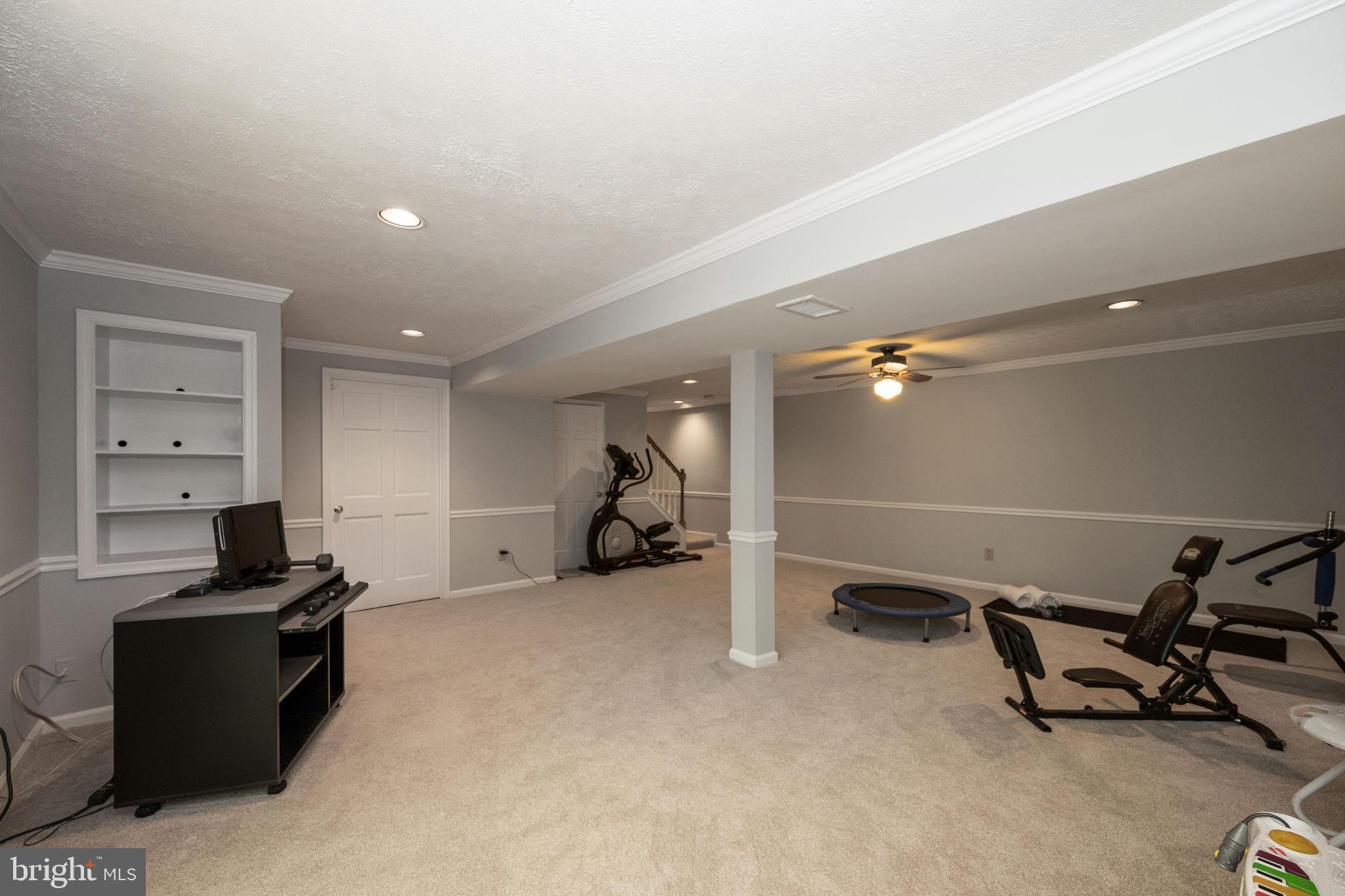 NEWINGTON FOREST - Residential