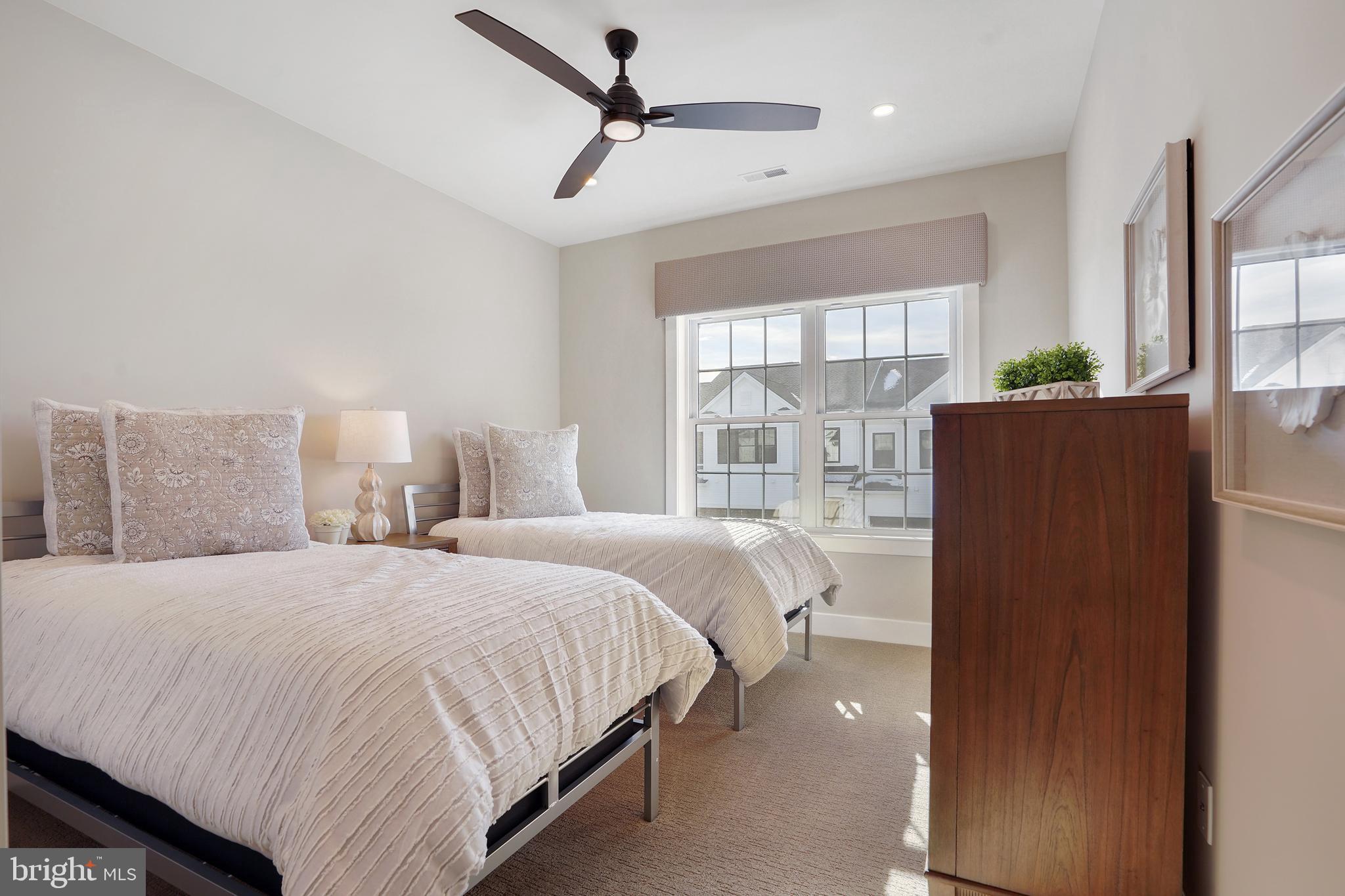 BARCLAY HILL - Residential