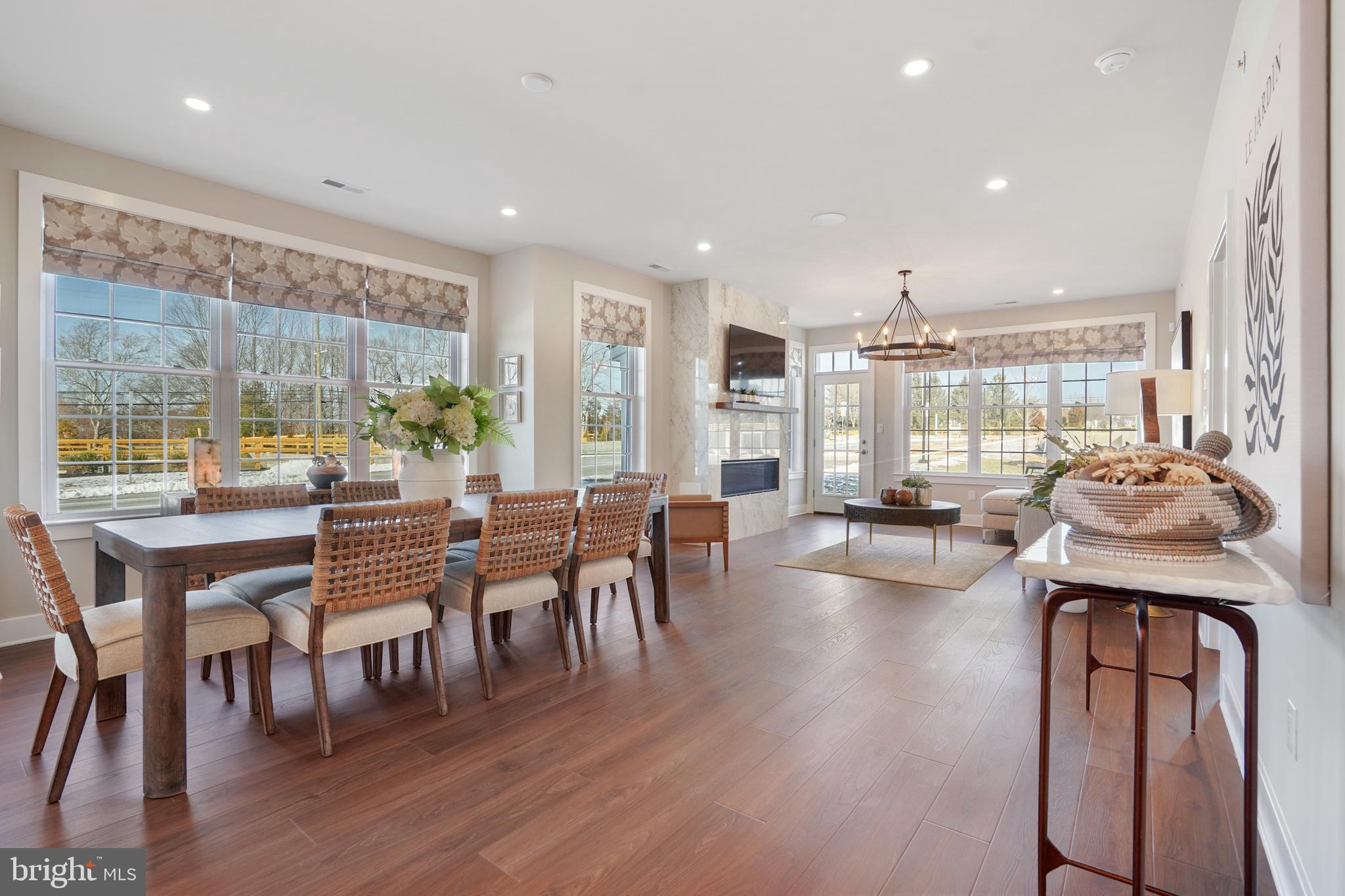 BARCLAY HILL - Residential