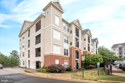 Photo of 11326 Aristotle Drive #4-202, FAIRFAX, VA 22030 (MLS # VAFX2338374)