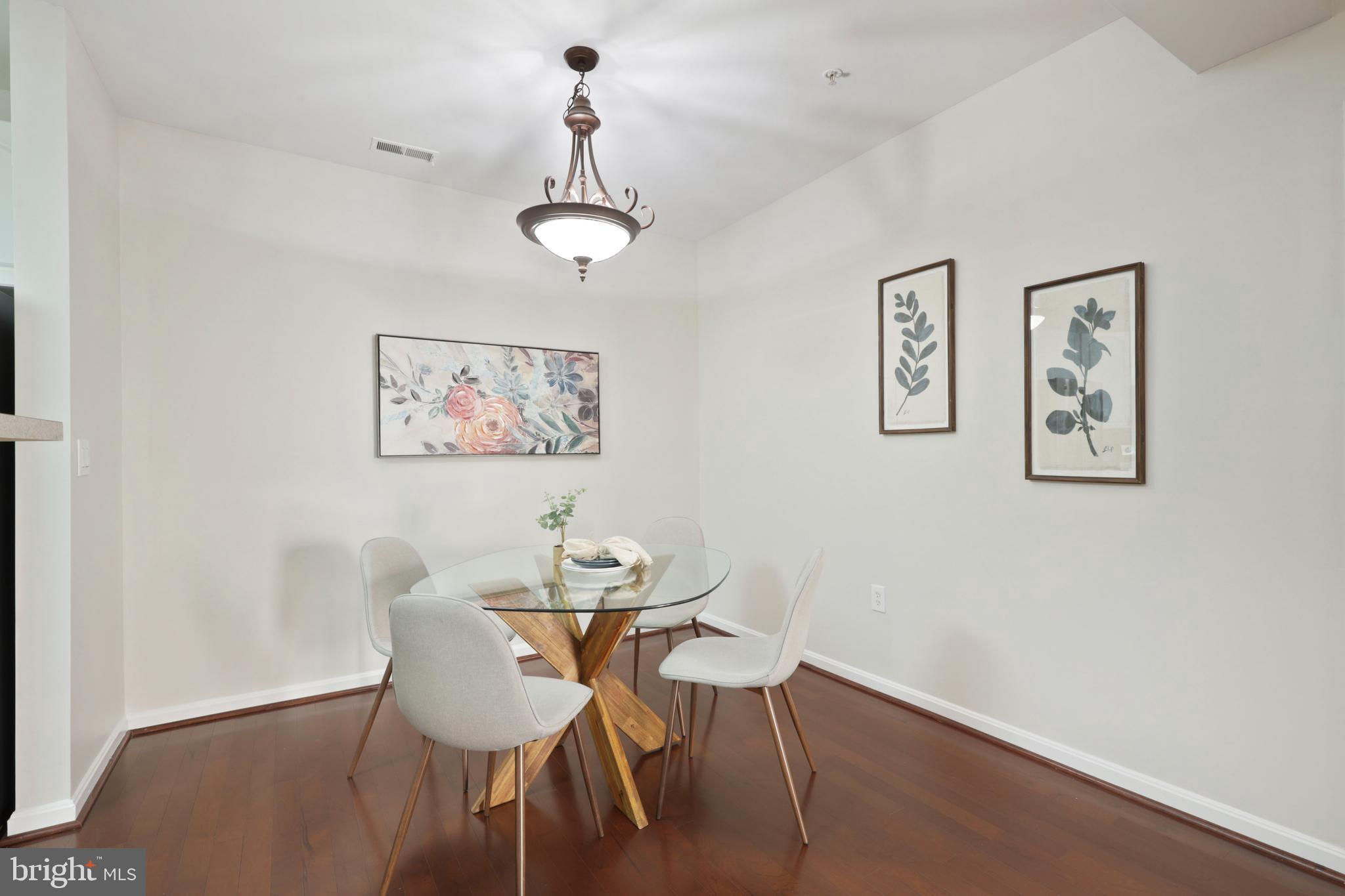 HIGH VIEW AT HUNT VALLEY - Residential