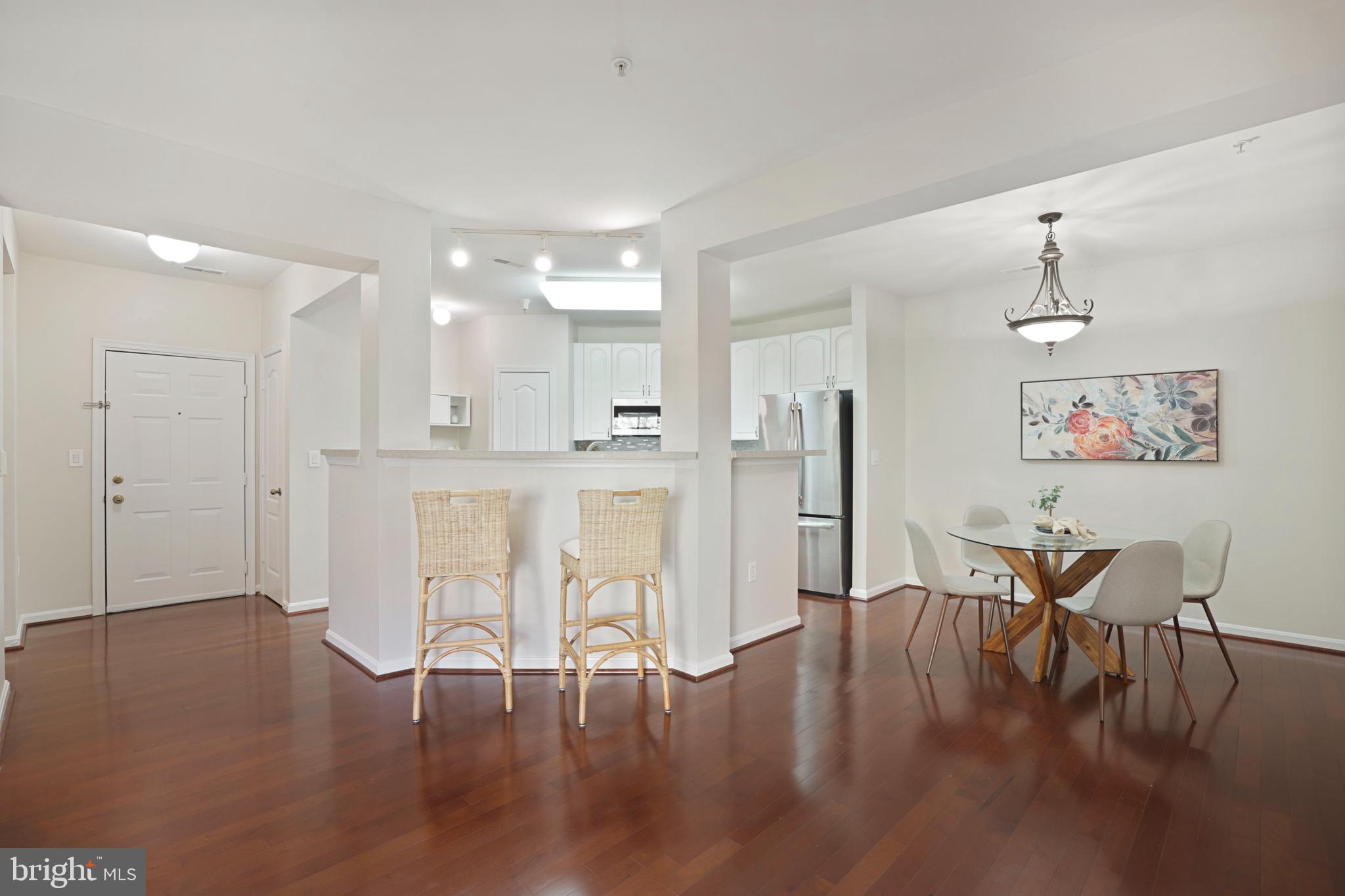 HIGH VIEW AT HUNT VALLEY - Residential