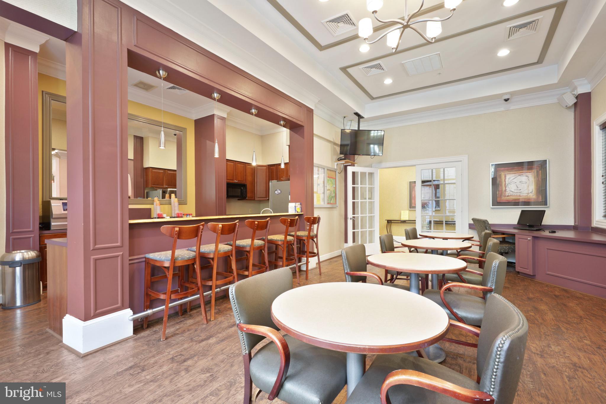 HIGH VIEW AT HUNT VALLEY - Residential