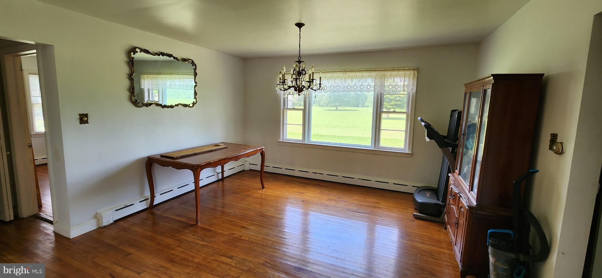 MILFORD SQ ESTS - Residential