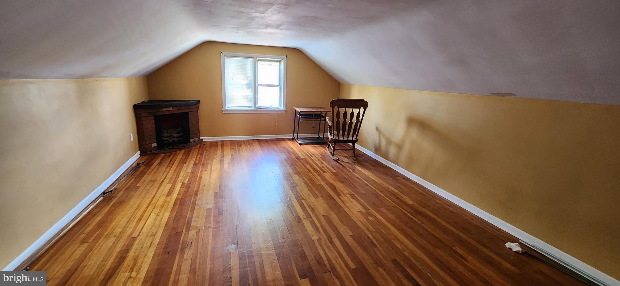 MILFORD SQ ESTS - Residential