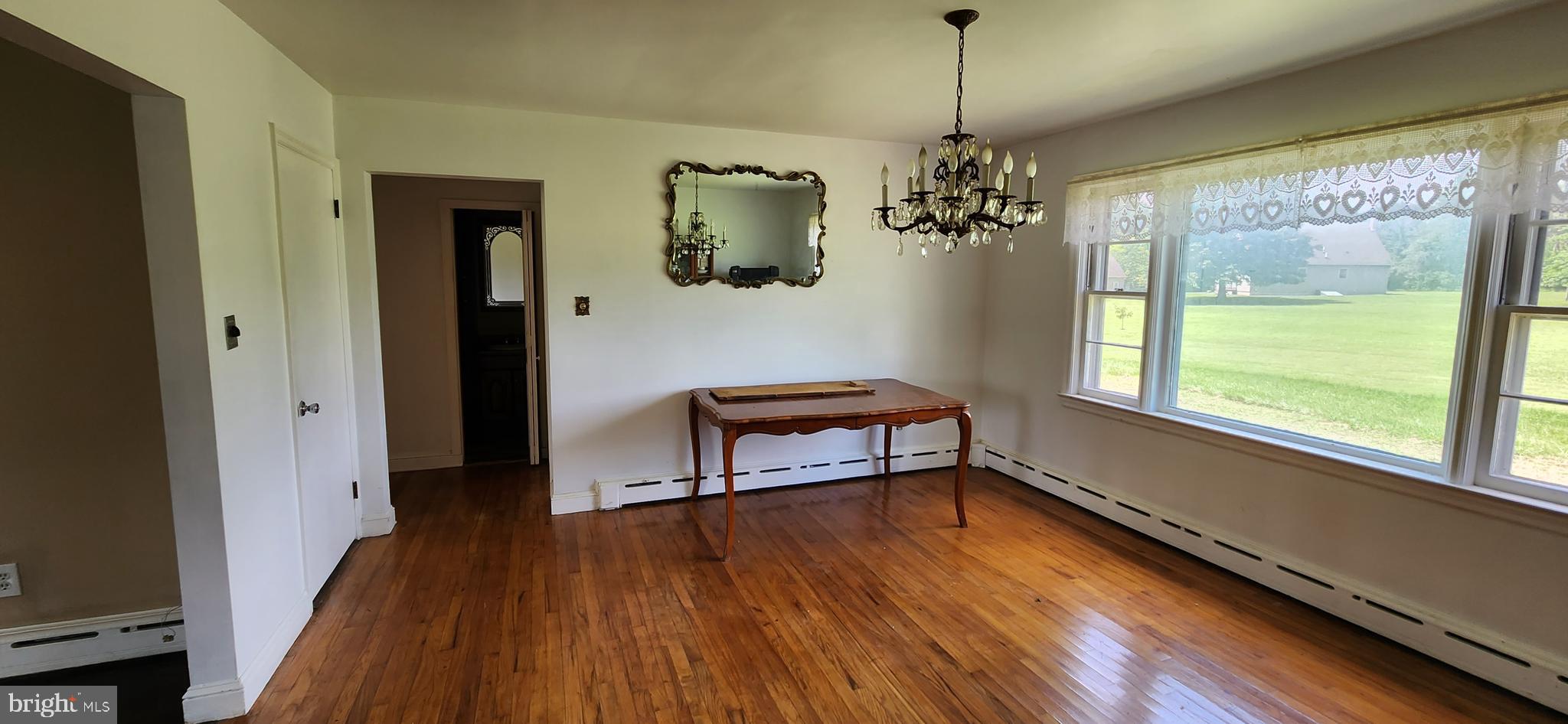 MILFORD SQ ESTS - Residential