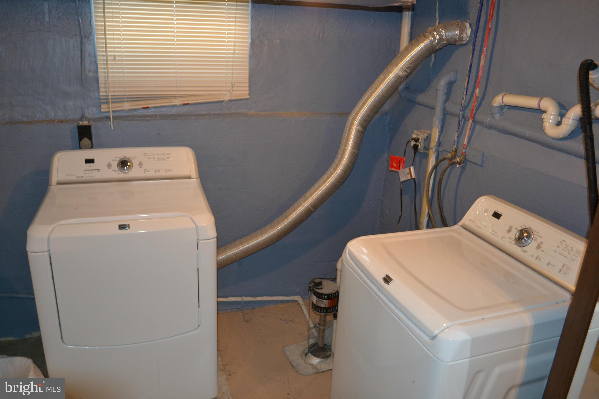 DELK MANOR - Residential